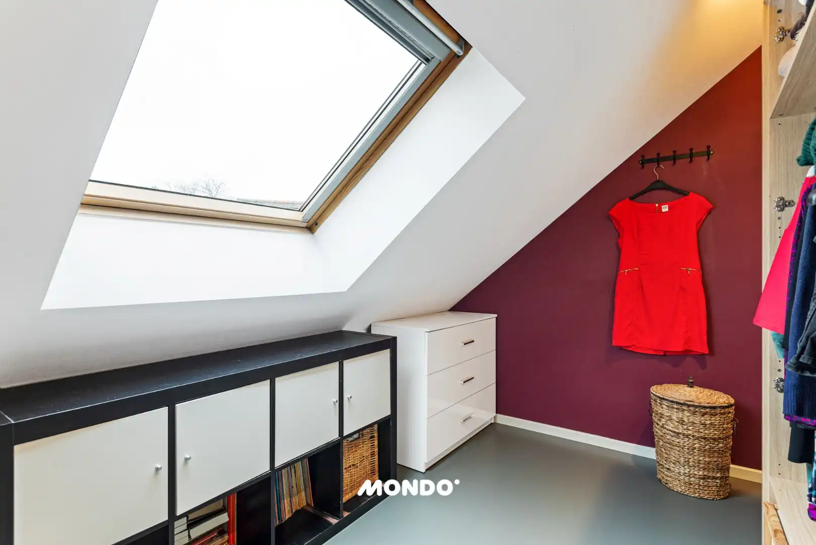 Ruime gezinswoning (5SLK) Meise: met Poolhouse, zwembad en 60m² Opslag/Garage. foto 23