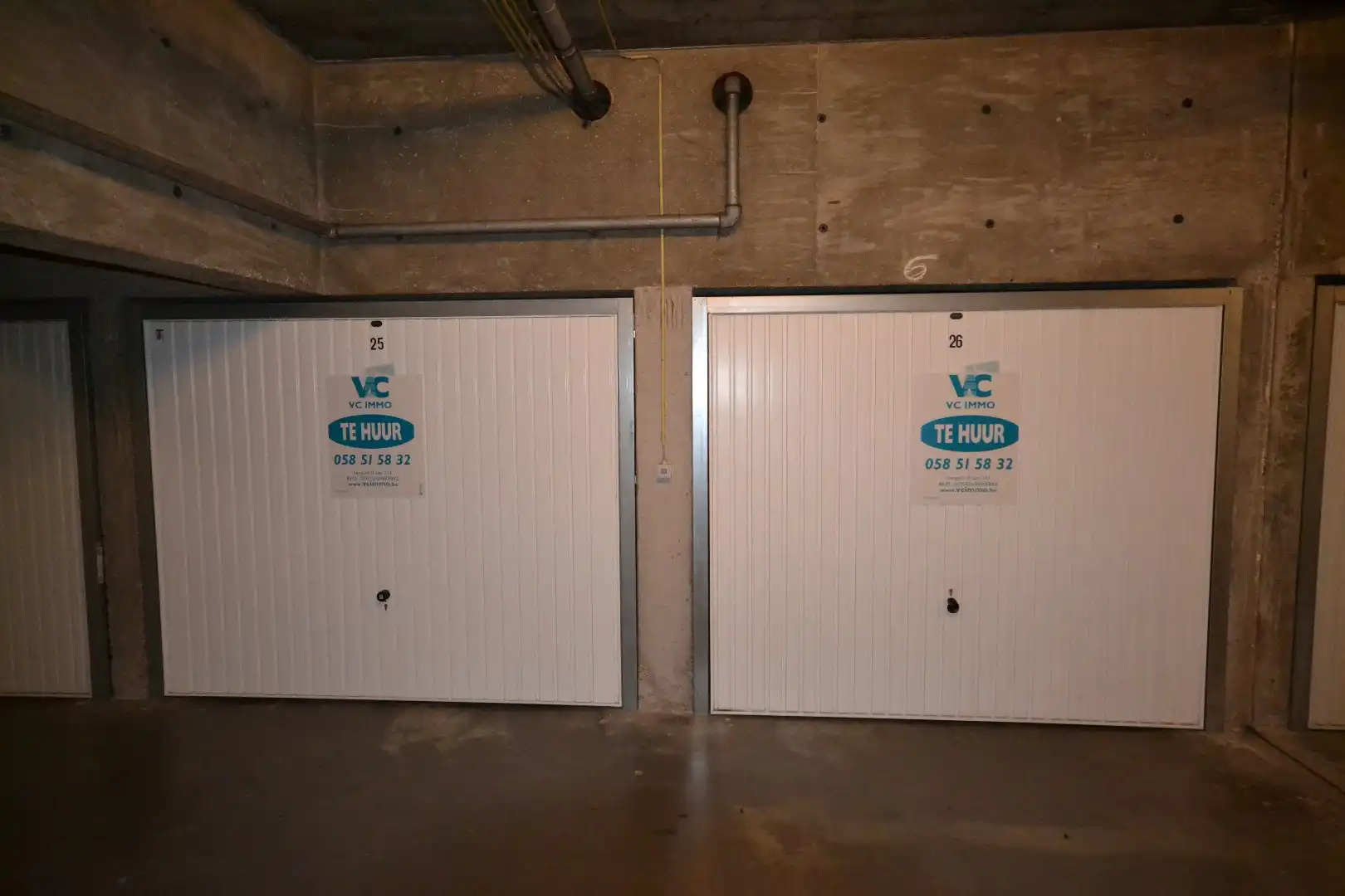 Dubbele garage te huur, centraal gelegen  te Oostduinkerke-bad. foto 3