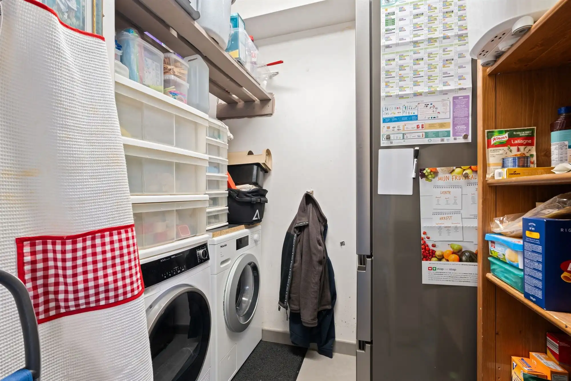 Instapklaar duplexappartement met zonneterras op toplocatie in Bredene foto 17