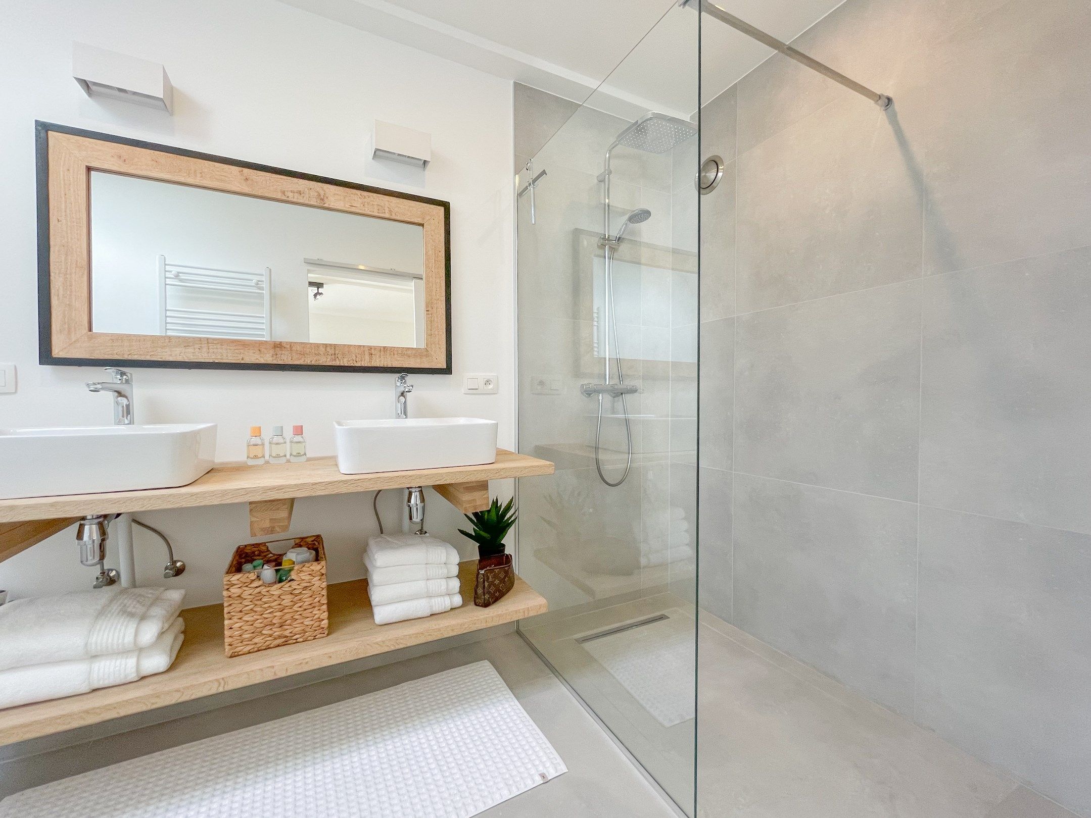 EXCLUSIEF TE KOOP: Lichtrijk appartement met twee ruime terrassen en een prachtig open zicht gelegen in een kleinschalige residentie. foto 20
