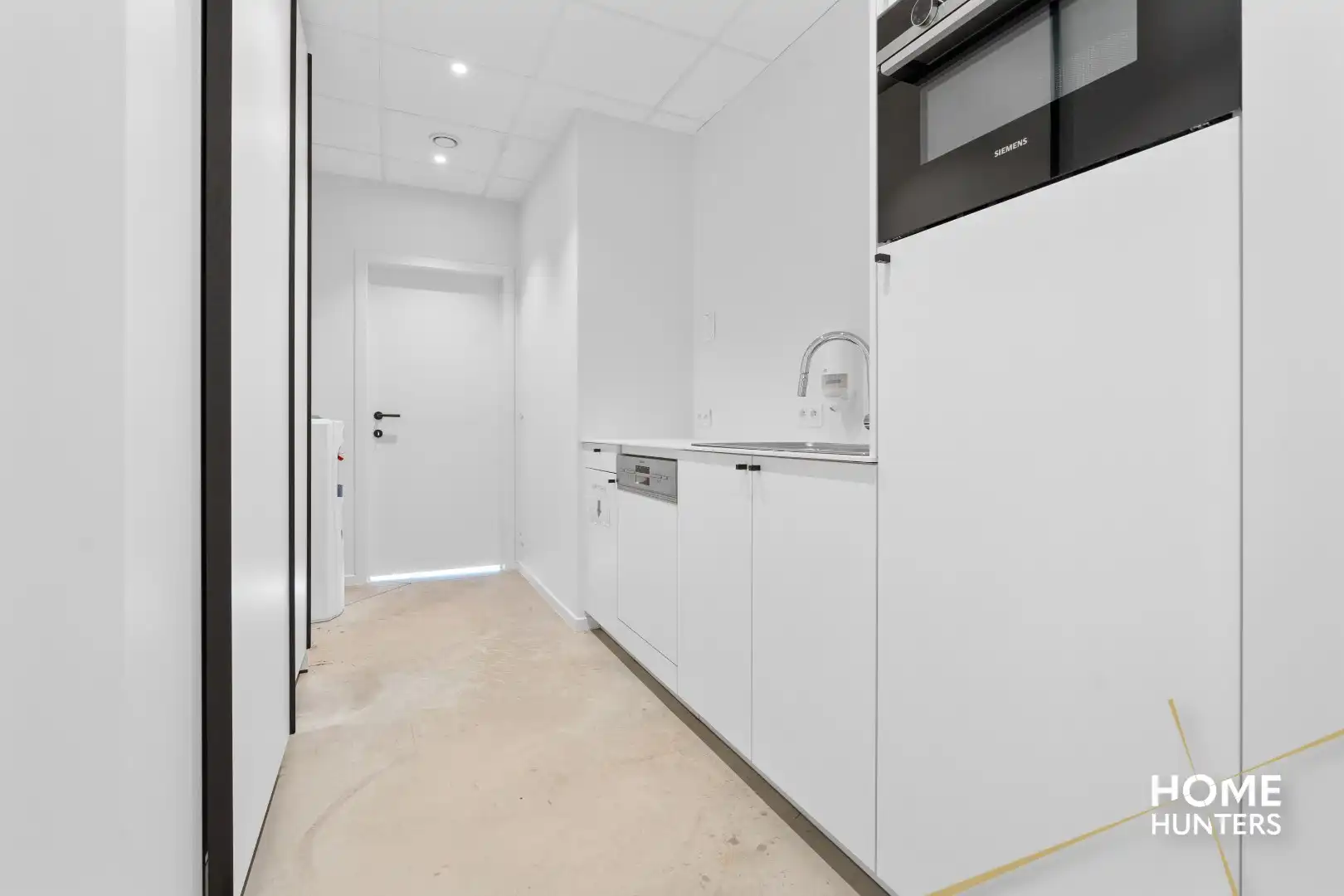 Prachtig handelspand op toplocatie te Poperinge foto 18