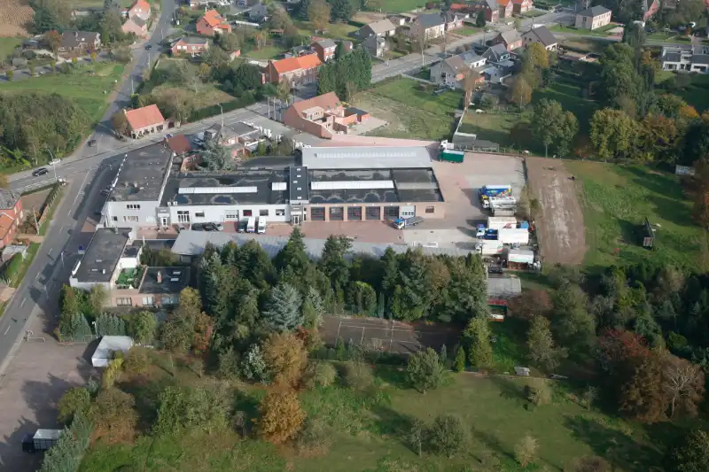 Uitzonderlijk project op 2ha58a29ca, RUP Garage Van Houdt Kempen van toepassing dd 6/11/2006 foto 3