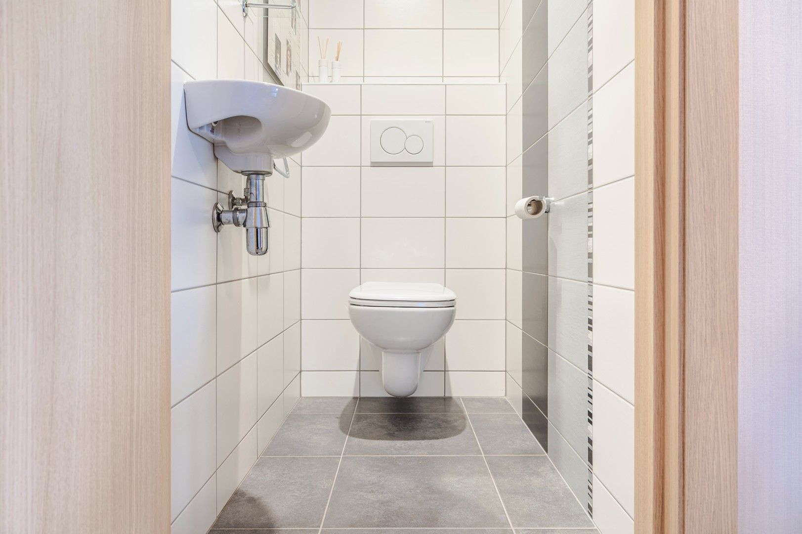 Instapklaar gelijkvloers appartement met tuin + optioneel een garage box! foto 17