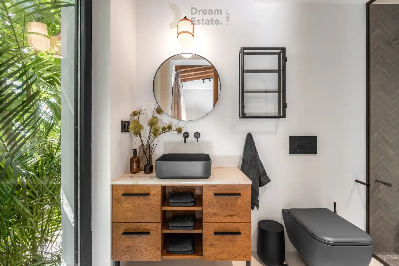 Unieke eerstelijns golfvilla in een exclusieve 'gated community' te Nueva Andalucia foto 25