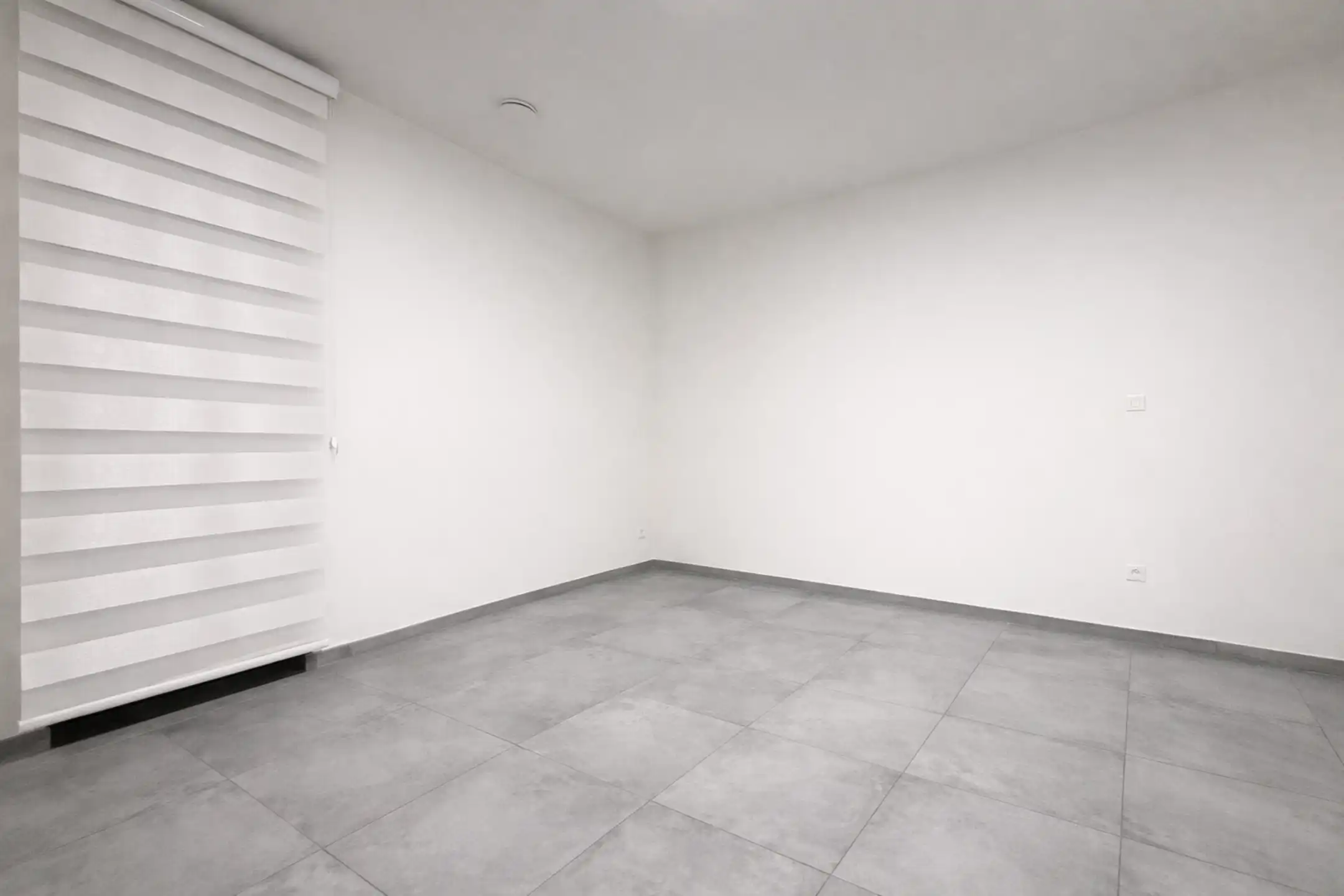 Ruim gelijkvloers app met 3slpk, tuin +terras op toplocatie! foto 11