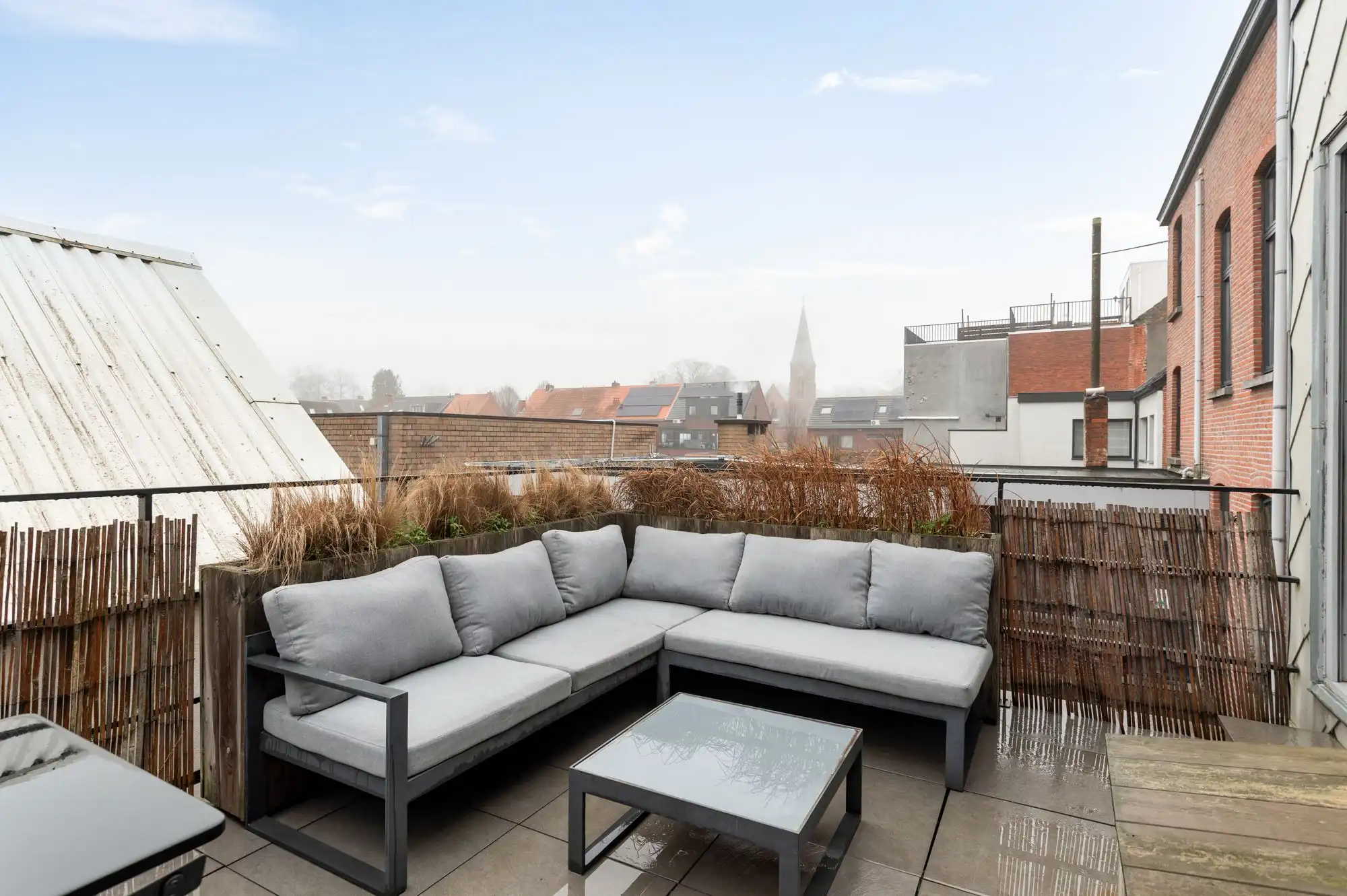 Trendy instapklaar appartement met twee slaapkamers én terras in Essen! foto 13