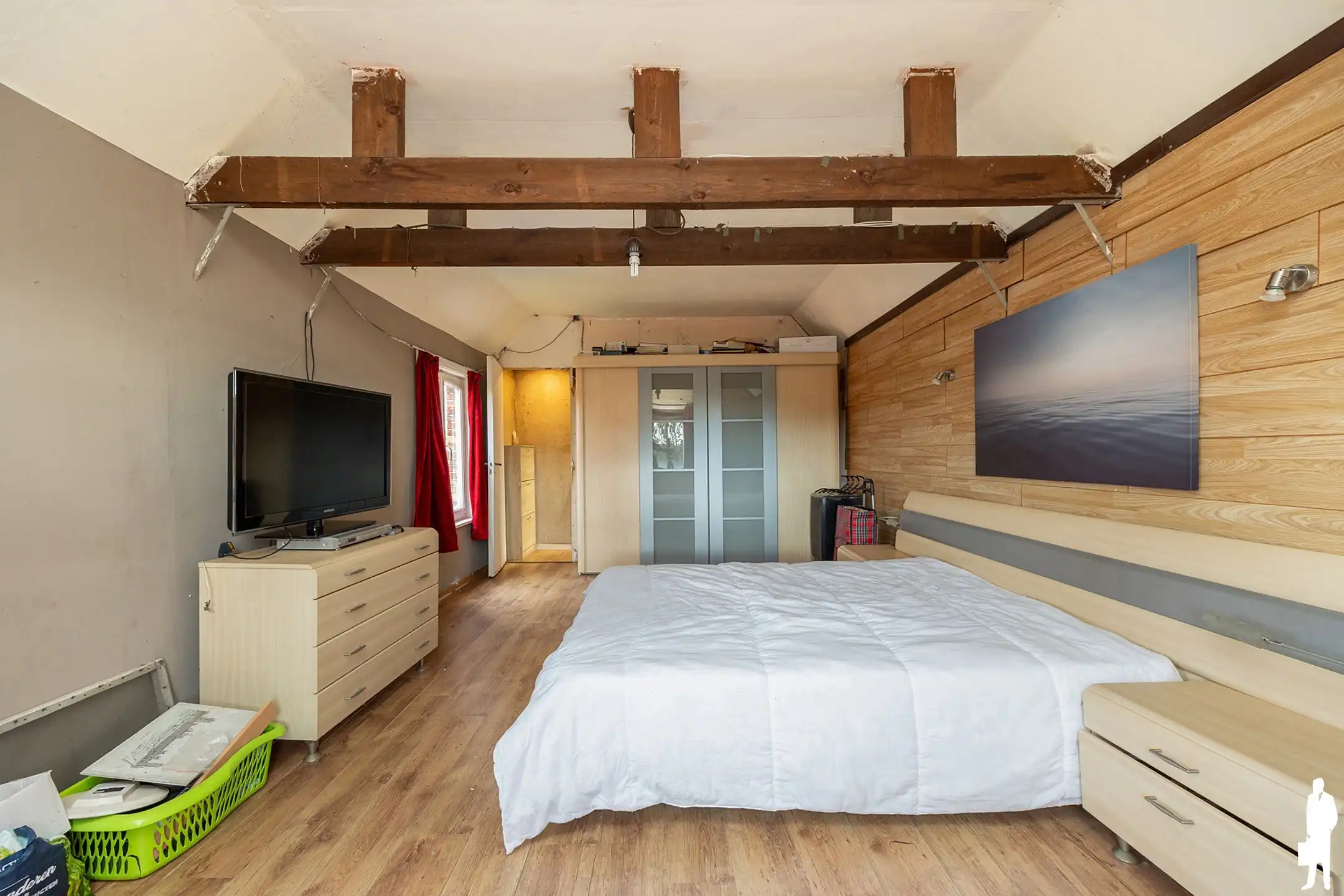 Woning met tal van mogelijkheden en prachtige uitgestrekte tuin foto 8