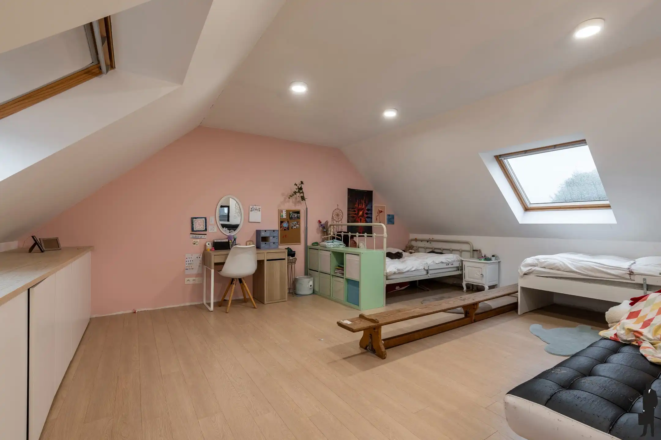 In groen gelegen architectenvilla op grond van 2.001m² foto 19