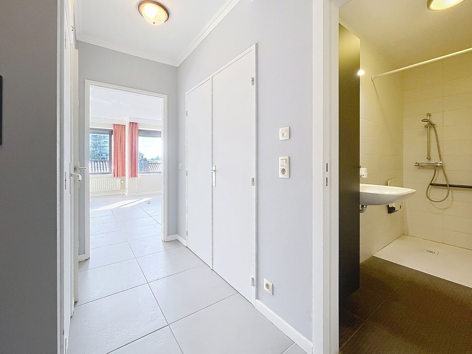 1 slaapkamer app met inpandige parkeerplaats foto 16