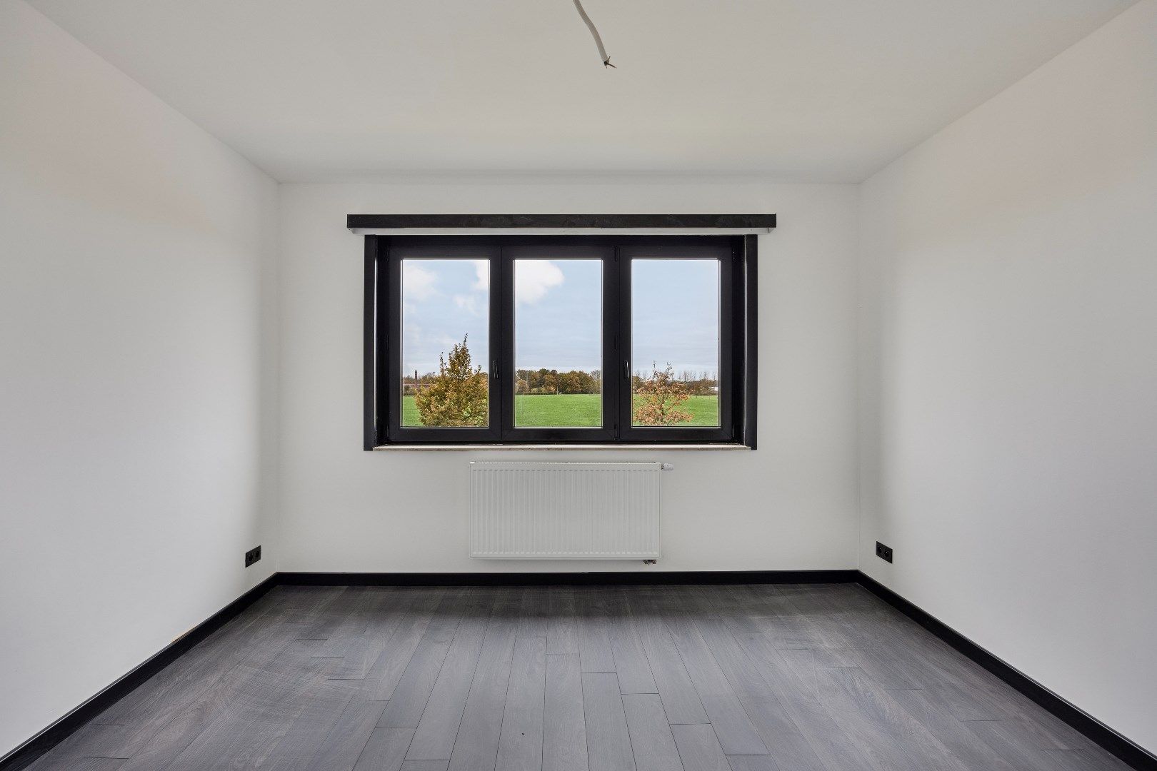 Gerenoveerde woning, 3 slpk, 190m², 7a94ca, Z-O gericht perceel foto 24