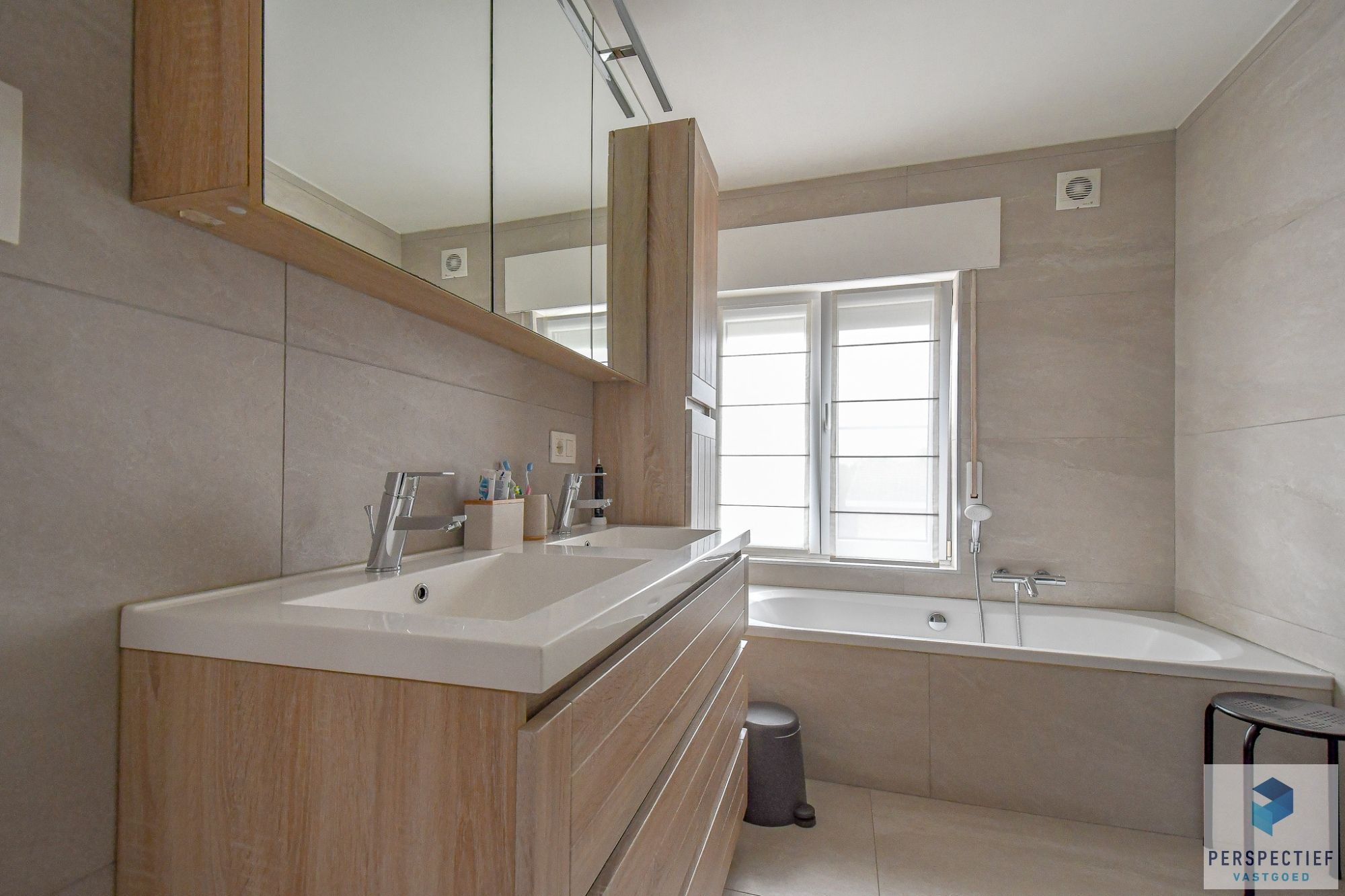 BEZOEKMOMENT WOENSDAG 26/11 VAN 16U30 TOT 18U | UITSTEKEND GELEGEN WONING met GROTE TUIN foto 14