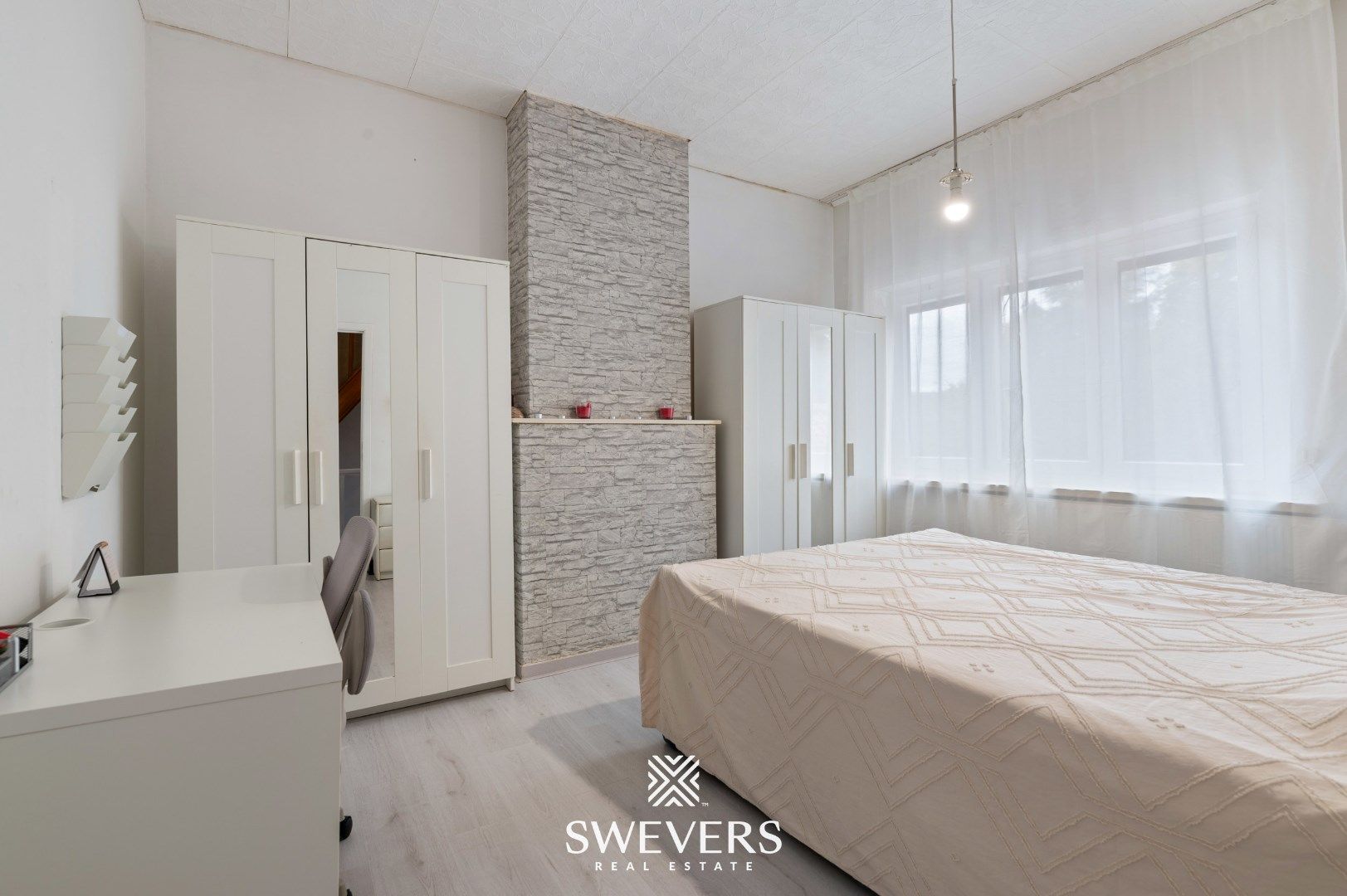 Charmante woning met Handelspand te Leopoldsburg foto 14
