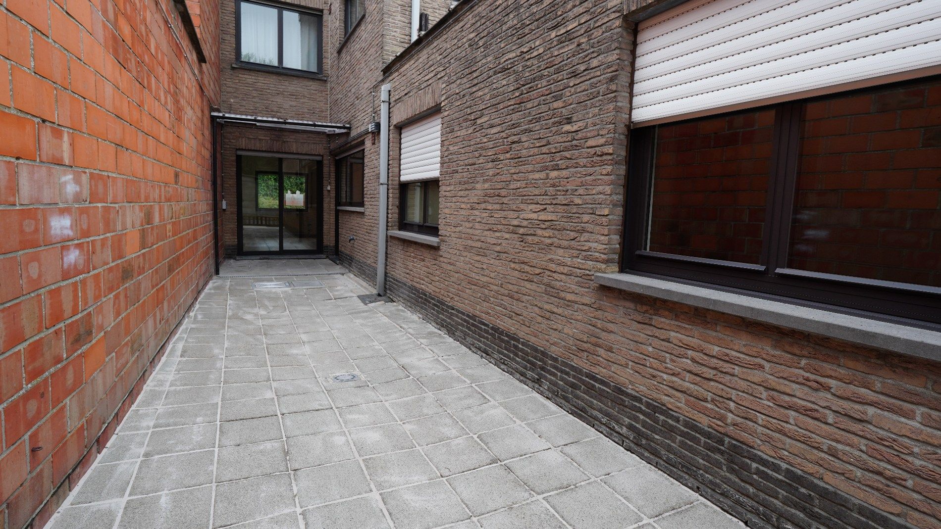 Gerenoveerd gelijkvloers appartement te Lokeren  foto 9