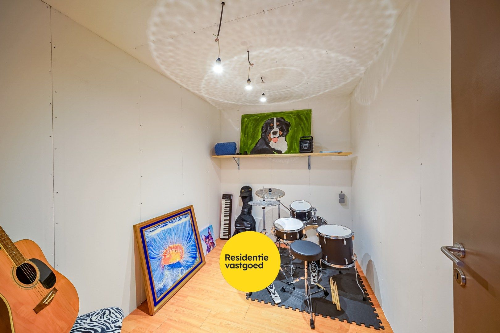 Instapklare woning met garage en tuin te Bredene foto 9