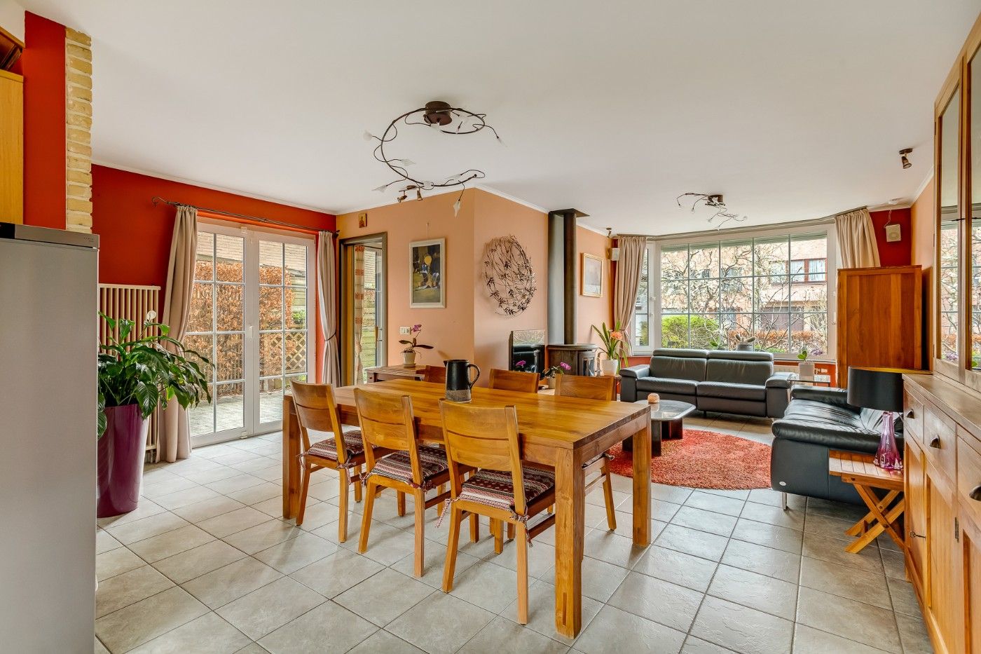 Instapklare HOB met 4 slpk., garage en toffe tuin foto 4