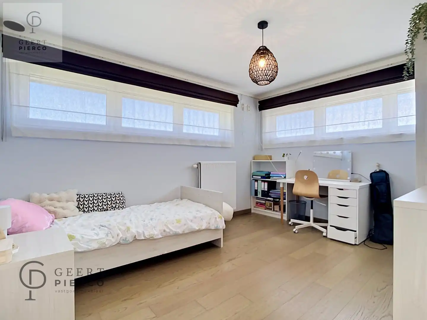 Knappe Villa in residentiële woonwijk foto 18