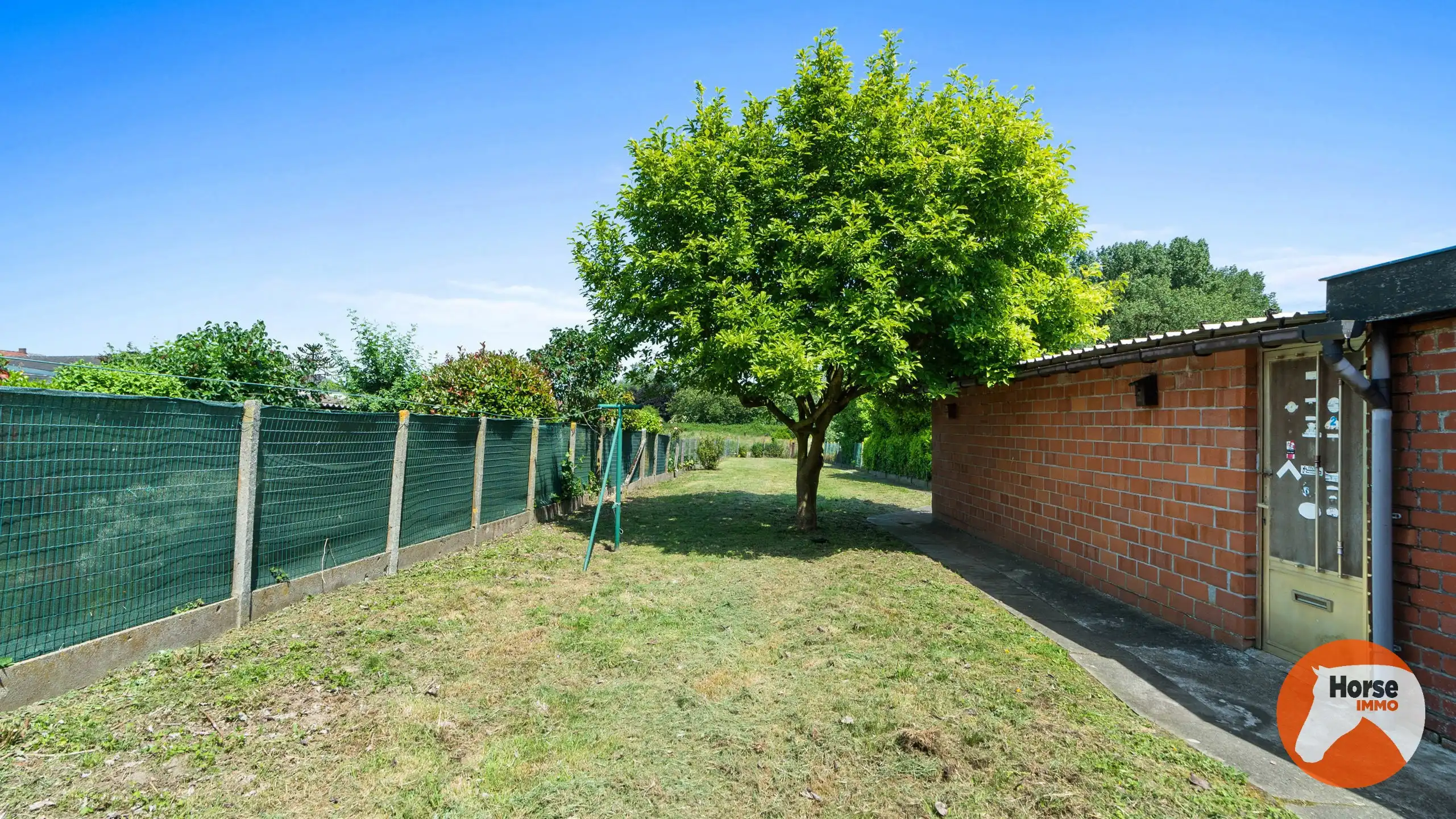 ZOTTEGEM - Te renoveren woning op ruim perceel van ca 45a foto 19