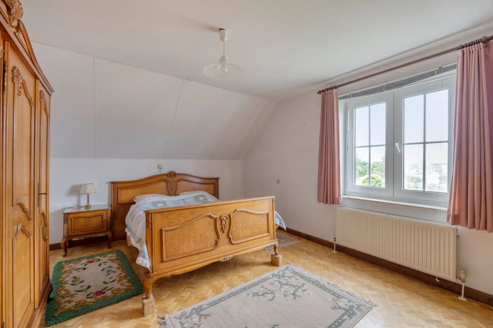 Ruime landelijke woning met tuin en weide op mooi perceel van 21a22ca foto 13
