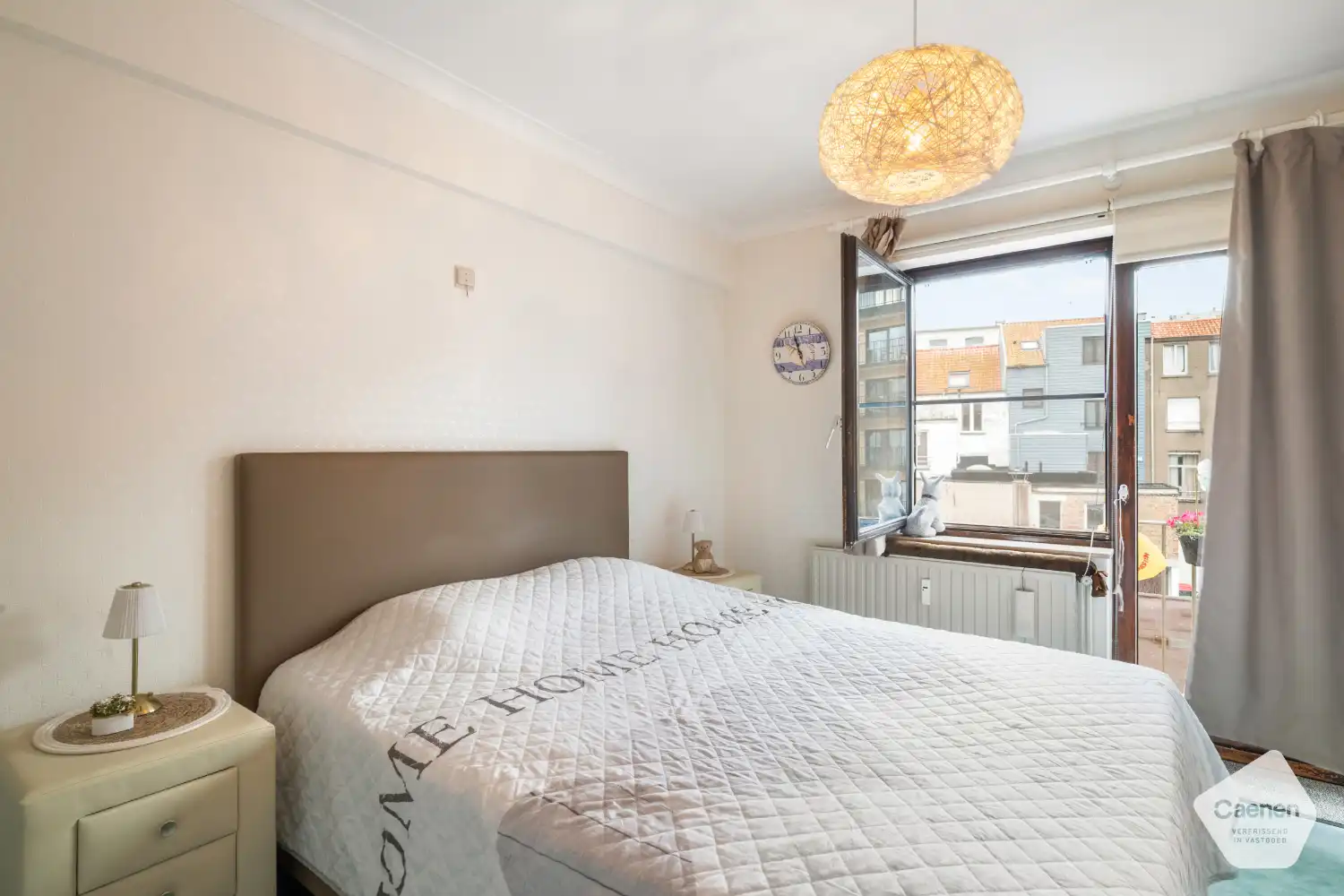 Ruim 2-slaapkamerappartement met 2 terrassen en zicht op de Grote Markt foto 9