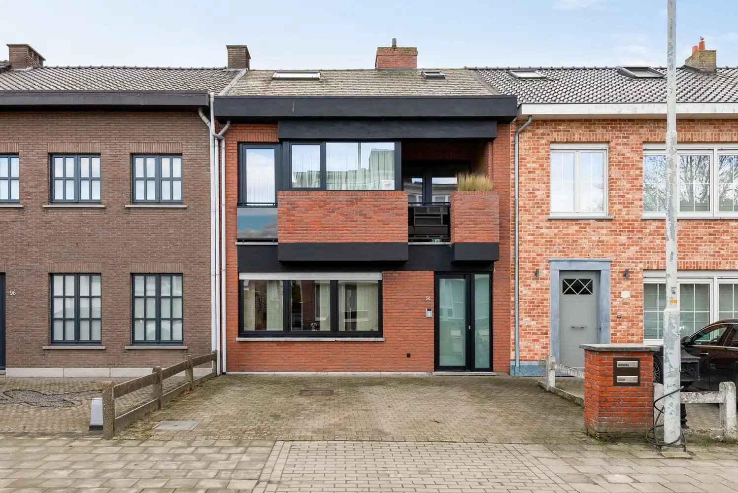Tof gelijkvloers appartement met 2 slaapkamers, tuin en zwembad foto {{pictureIndex}}