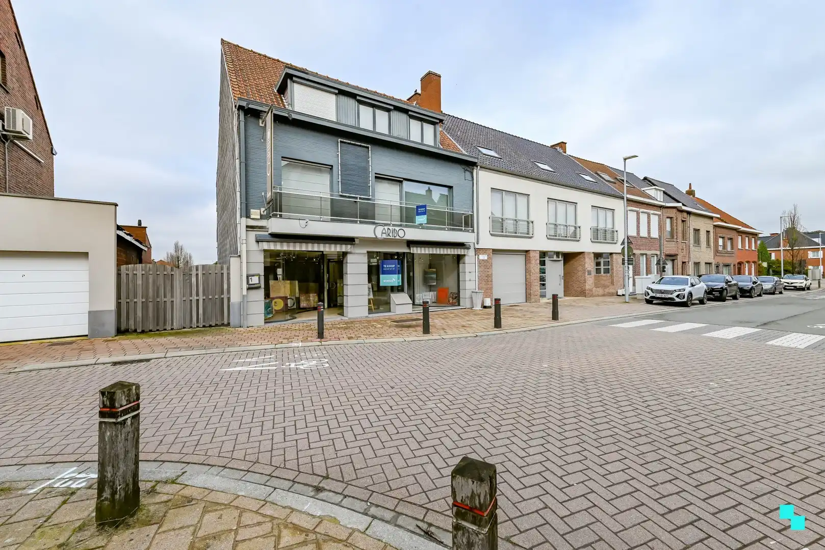 Bijzonder ruime handelswoning in centrum Lendelede foto 32