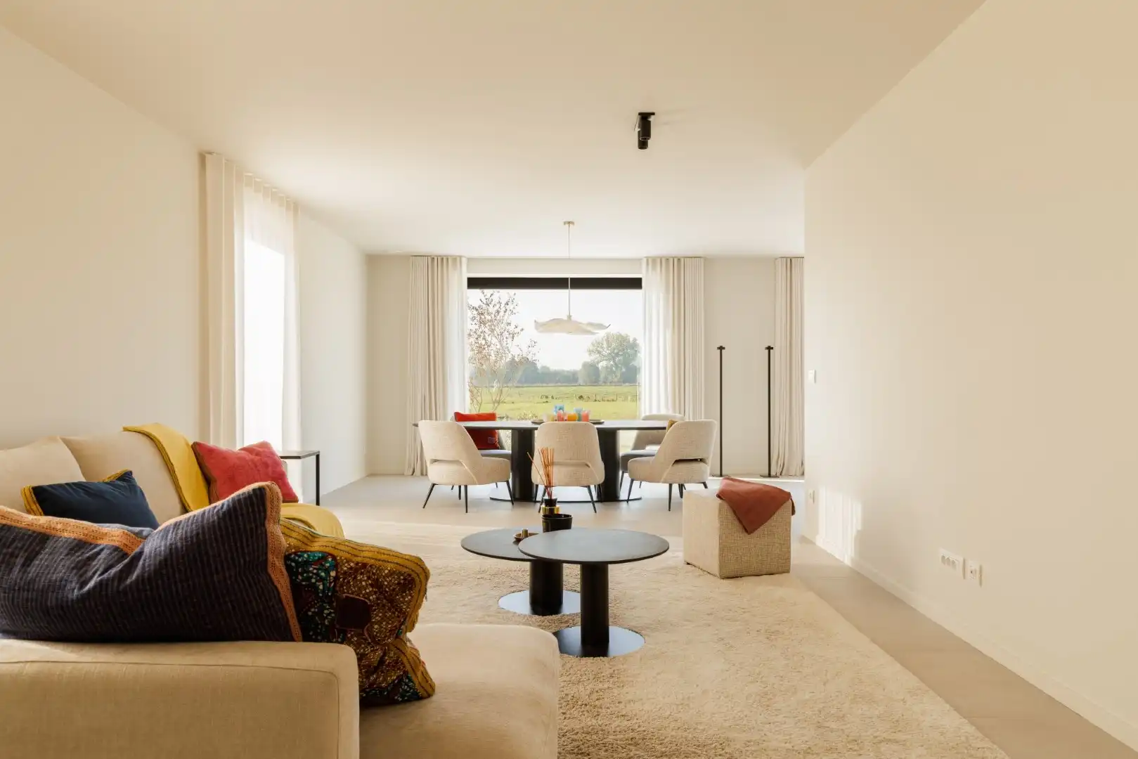 Ruime nieuwbouwvilla met royale tuin in Kruibeke foto 5