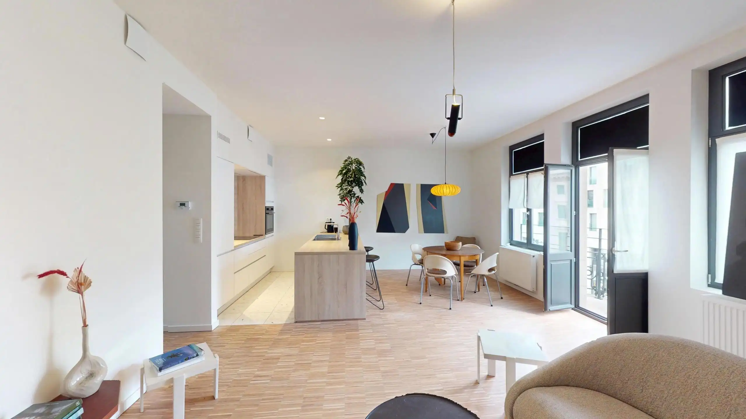 ANTWERPEN CENTRUM - Gemeubeld Eén slaapkamer appartement met terras foto 4