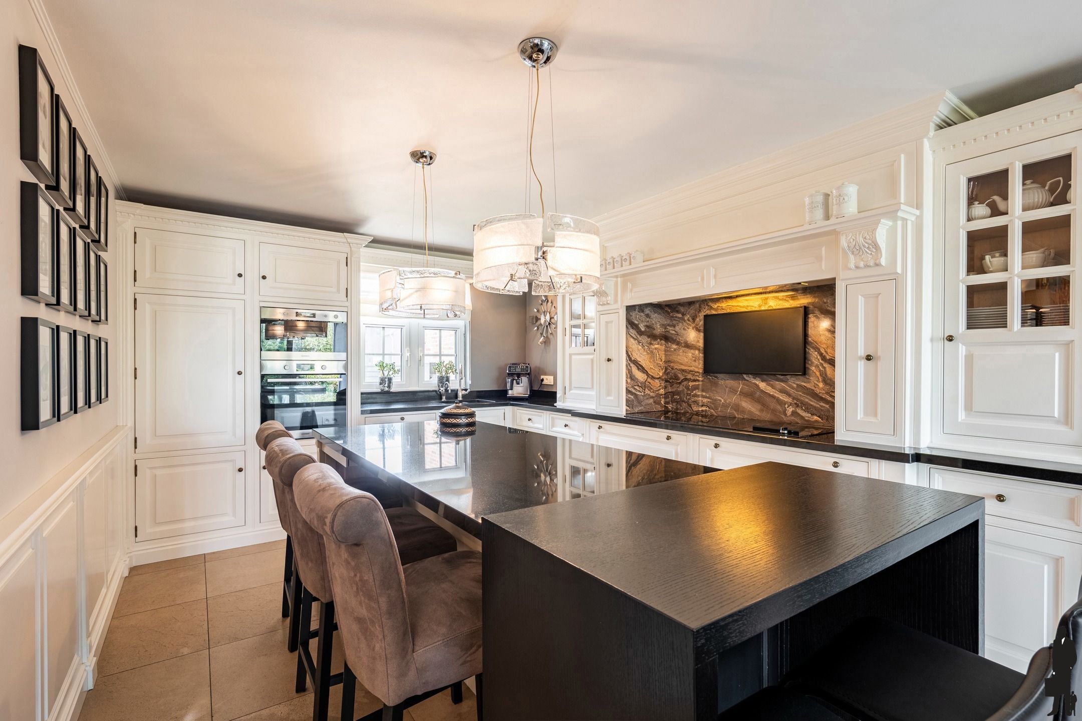 Luxe villa met zwembad op een perceel van c. 1.550m² te Poppel foto 8