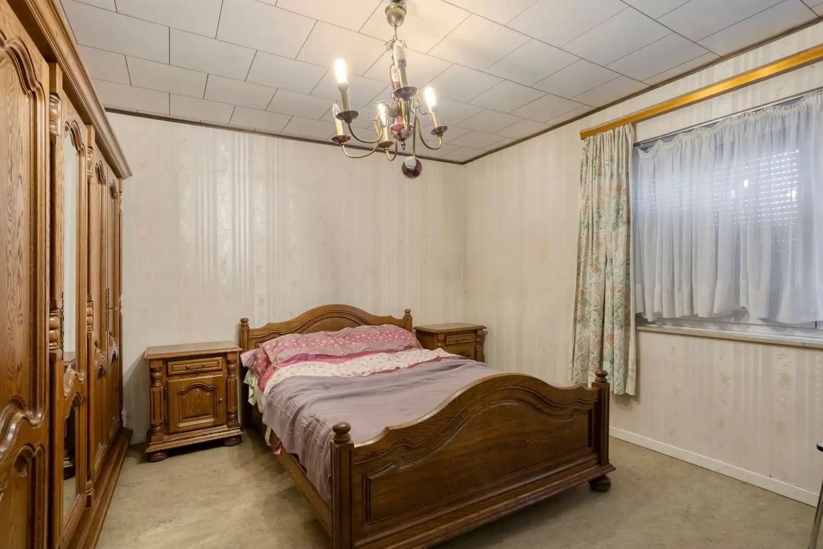 3-gevelwoning met 3 slaapkamers, garage en tuin foto 14