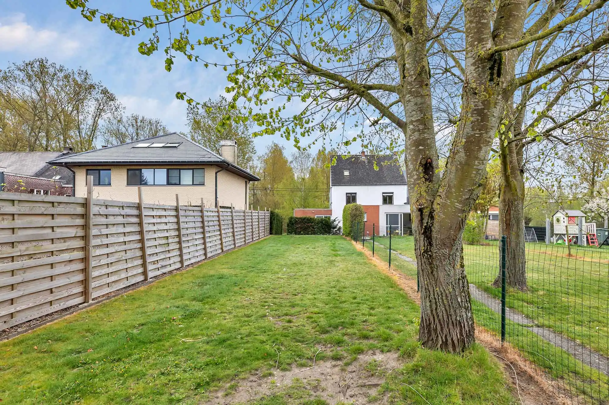 Charmante woning met garage en tuin in Zandbergen foto 20