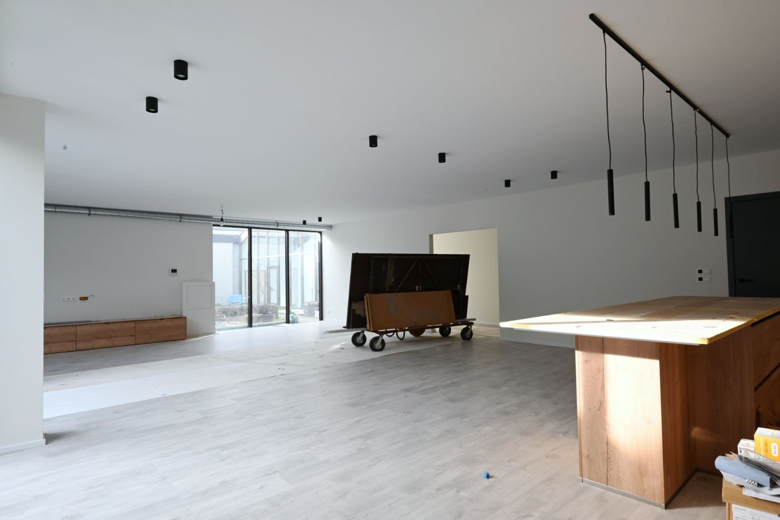 Kijkdag 15/11 tussen 10.45 en 12.00 uur! Luxueze loft in het centrum van Ardooie te koop! foto 6