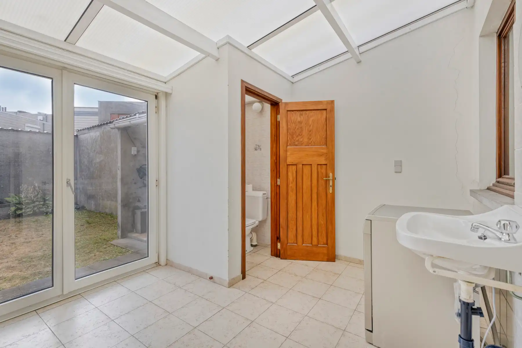 Charmante woning met 3 slaapkamers en tuin nabij jachthaven foto 7