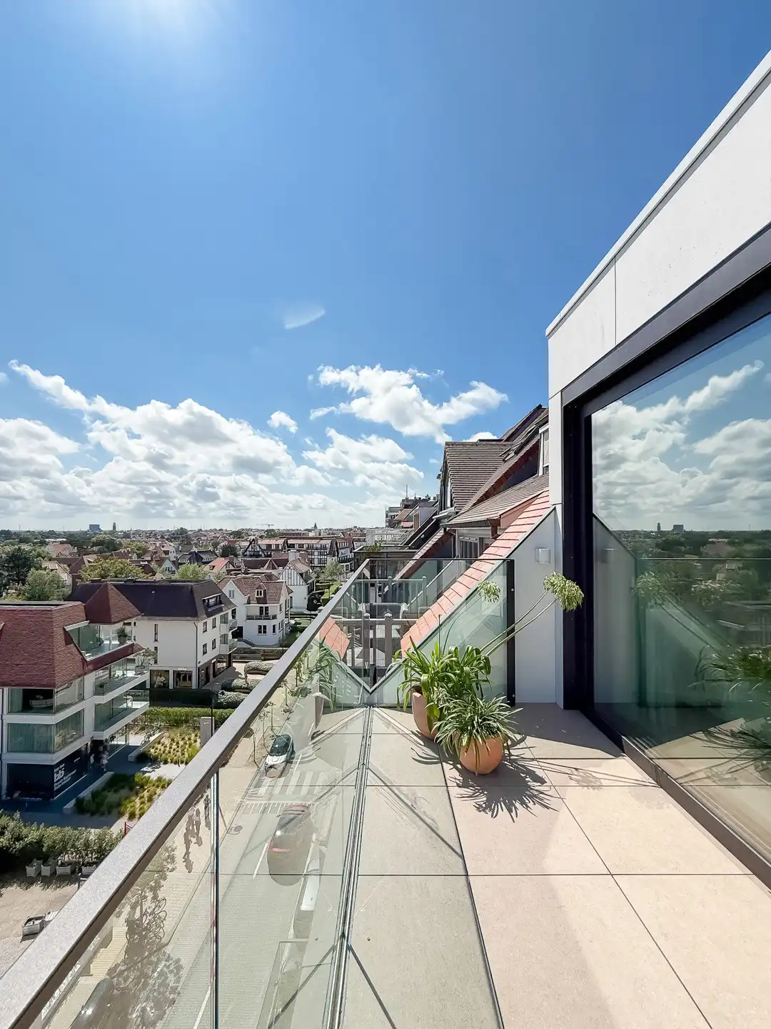 Zonovergoten nieuwbouw PENTHOUSE met 2 terrassen / Zoute foto 6
