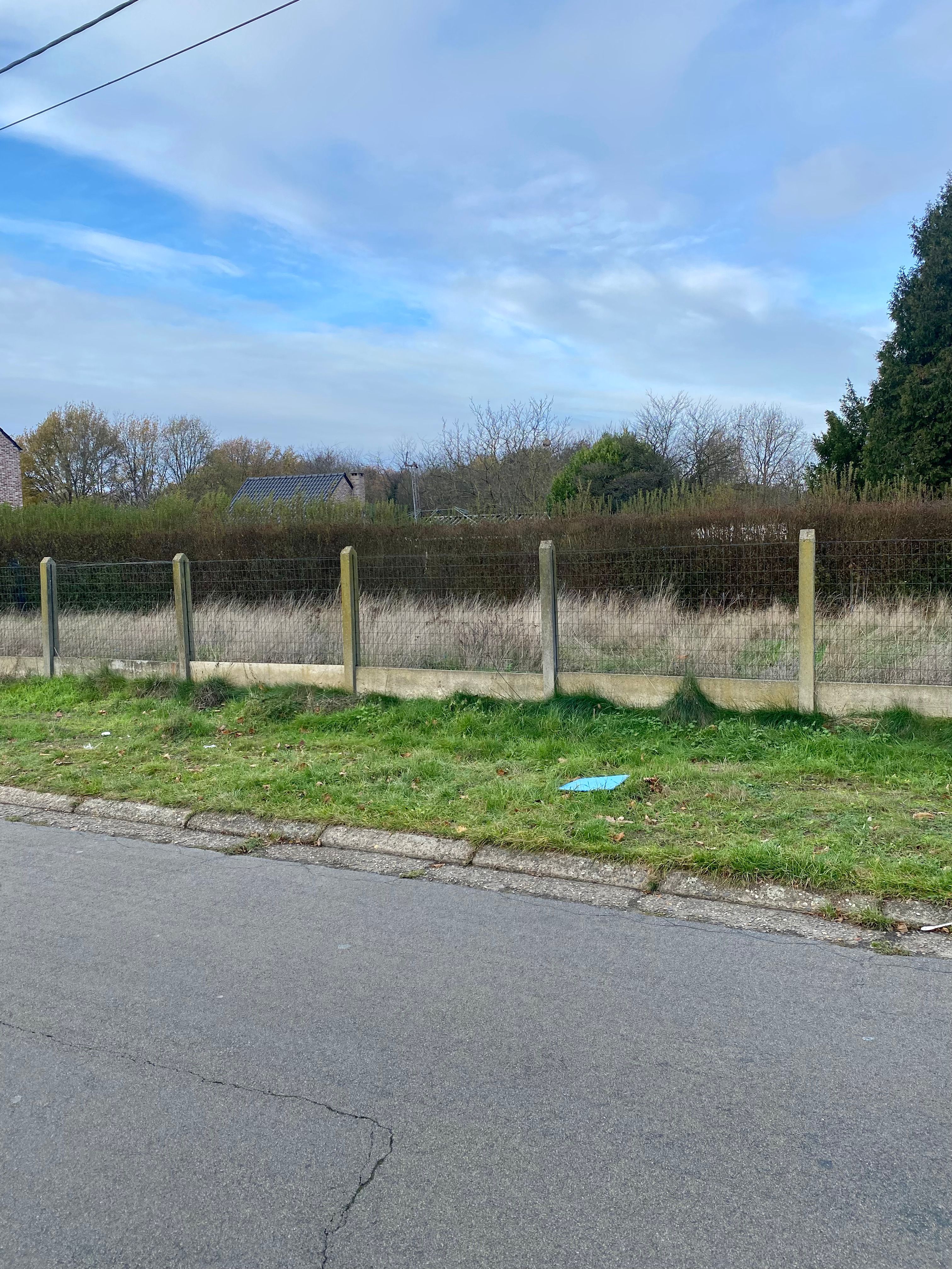 Genk, Haagsteeg lot 2: uitstekend gelegen bouwgrond van 3a 57 ca voor halfopen bebouwing. foto 3