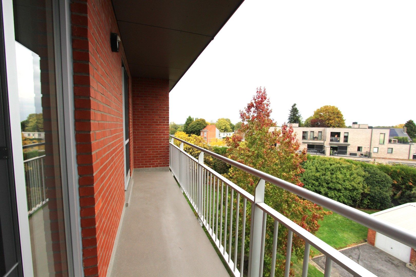 GERENOVEERD DAKAPPARTEMENT MET 2 TERRASSEN foto 10