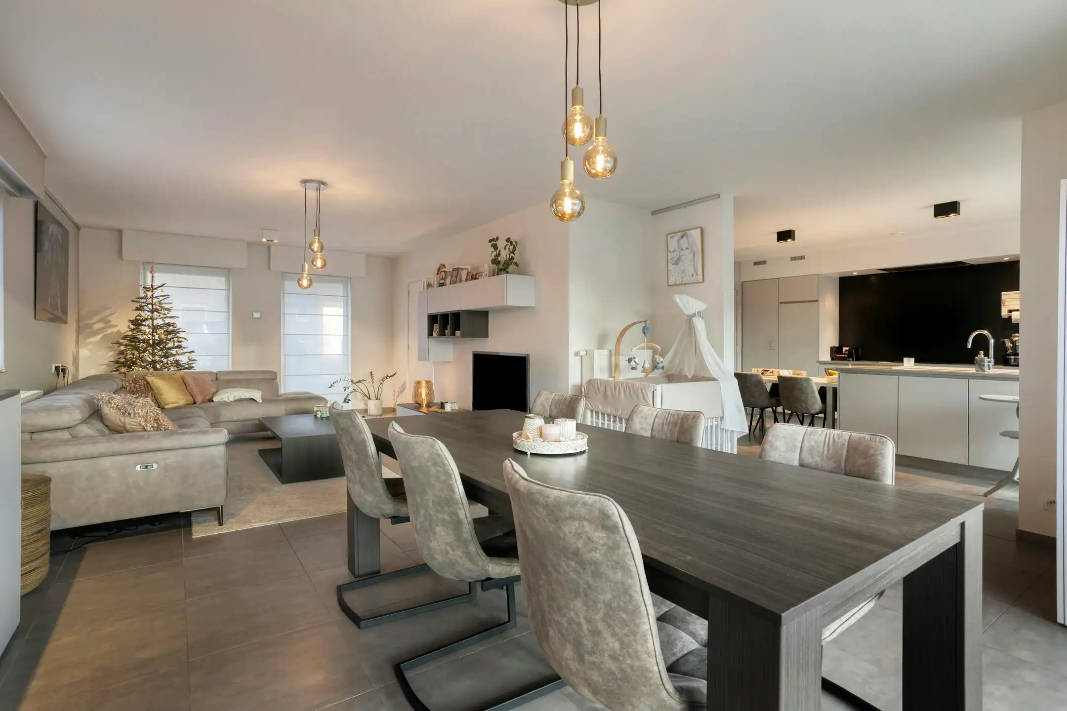 Instapklare villa met 3 slaapkamers en dubbele garage te Koolskamp foto 4