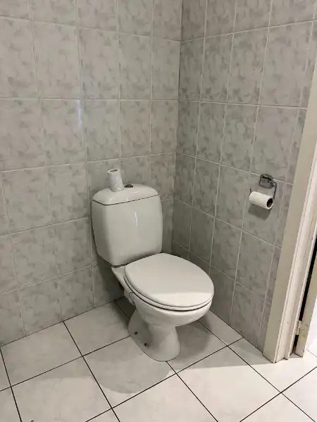 2 slaapkamer appartement met terras foto 14