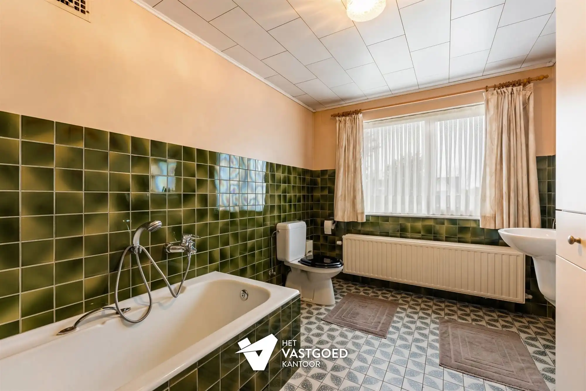 PERFECT ONDERHOUDEN WONING MET 4 SLAAPKAMERS OP EEN RUIM HOEKPERCEEL VAN 12A75 EN CENTRALE LIGGING TE LUMMEN foto 16