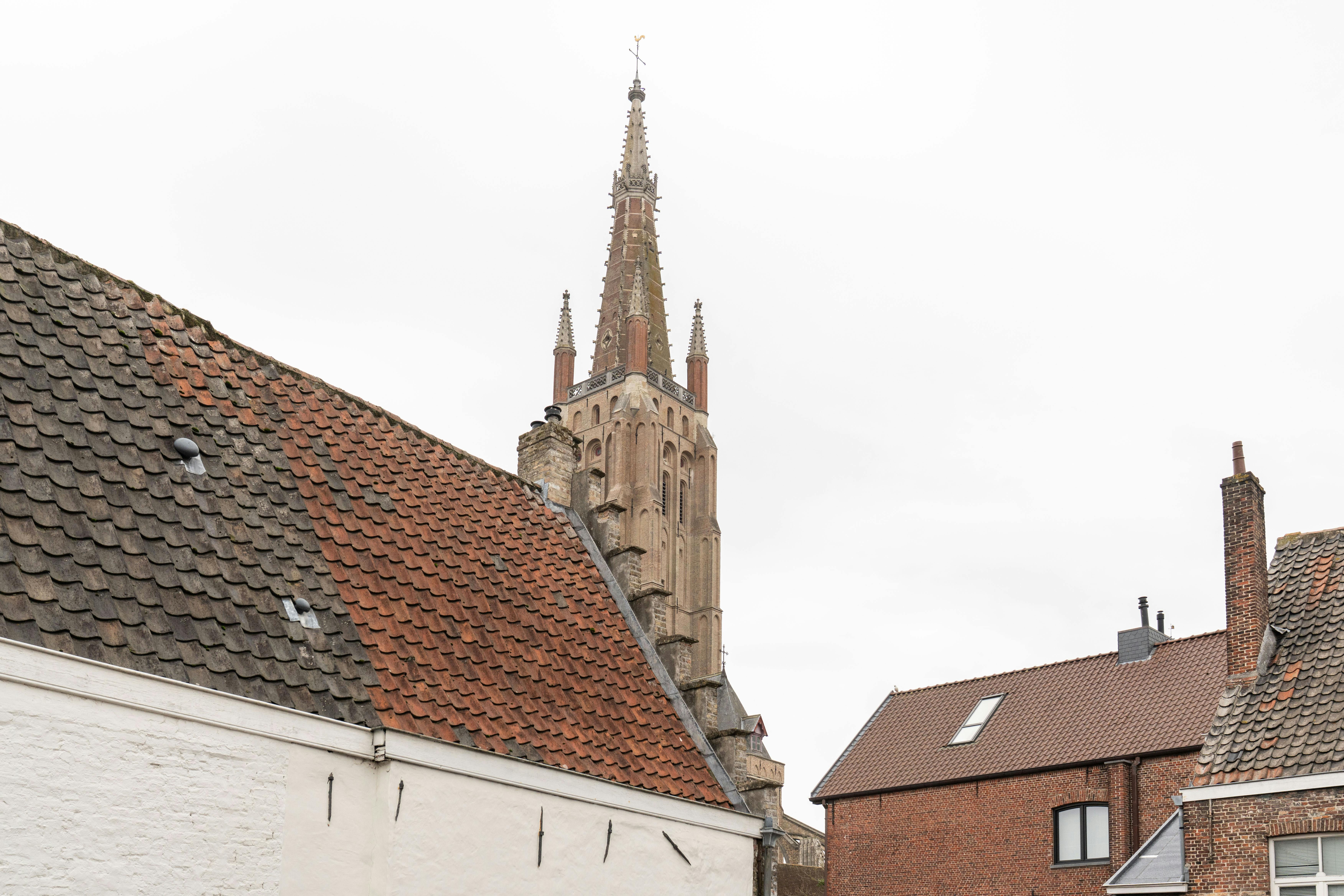 Charmant, instapklare herenhuis op toplocatie in Brugge foto 10