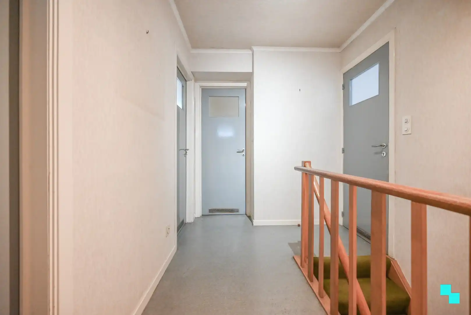 Ruime woonst met vier slaapkamers in het hartje van Kachtem foto 16