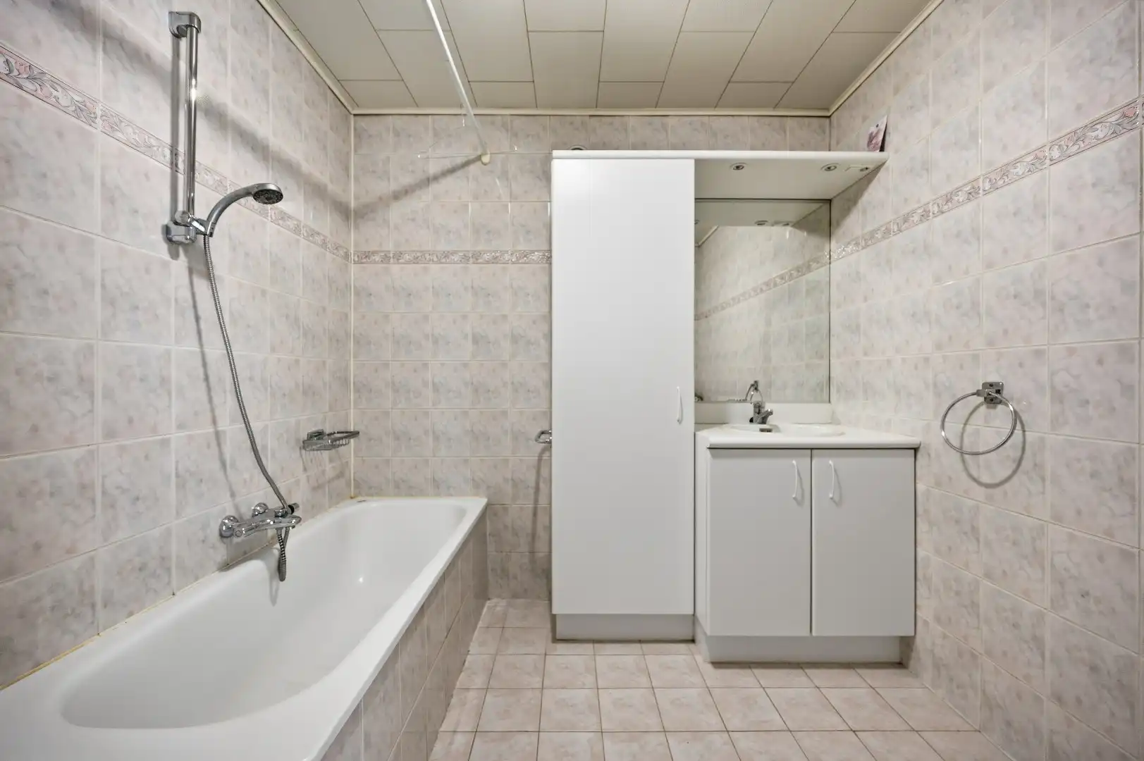 1 rijwoning en 2 appartementen in gezellig Hoegaarden foto 19