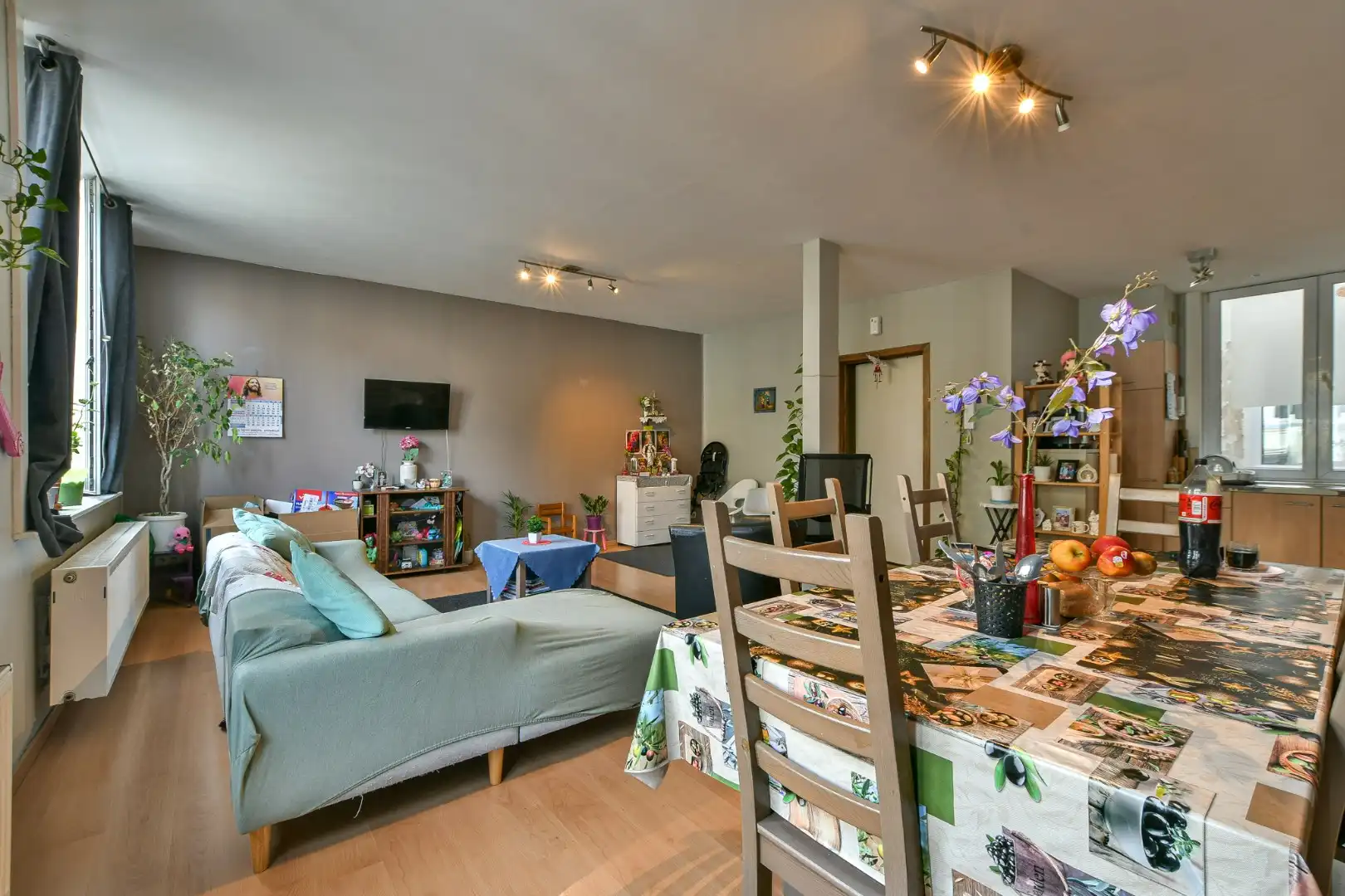 Instapklaar 2-slaapkamerappartement in centrum Blankenberge foto 4