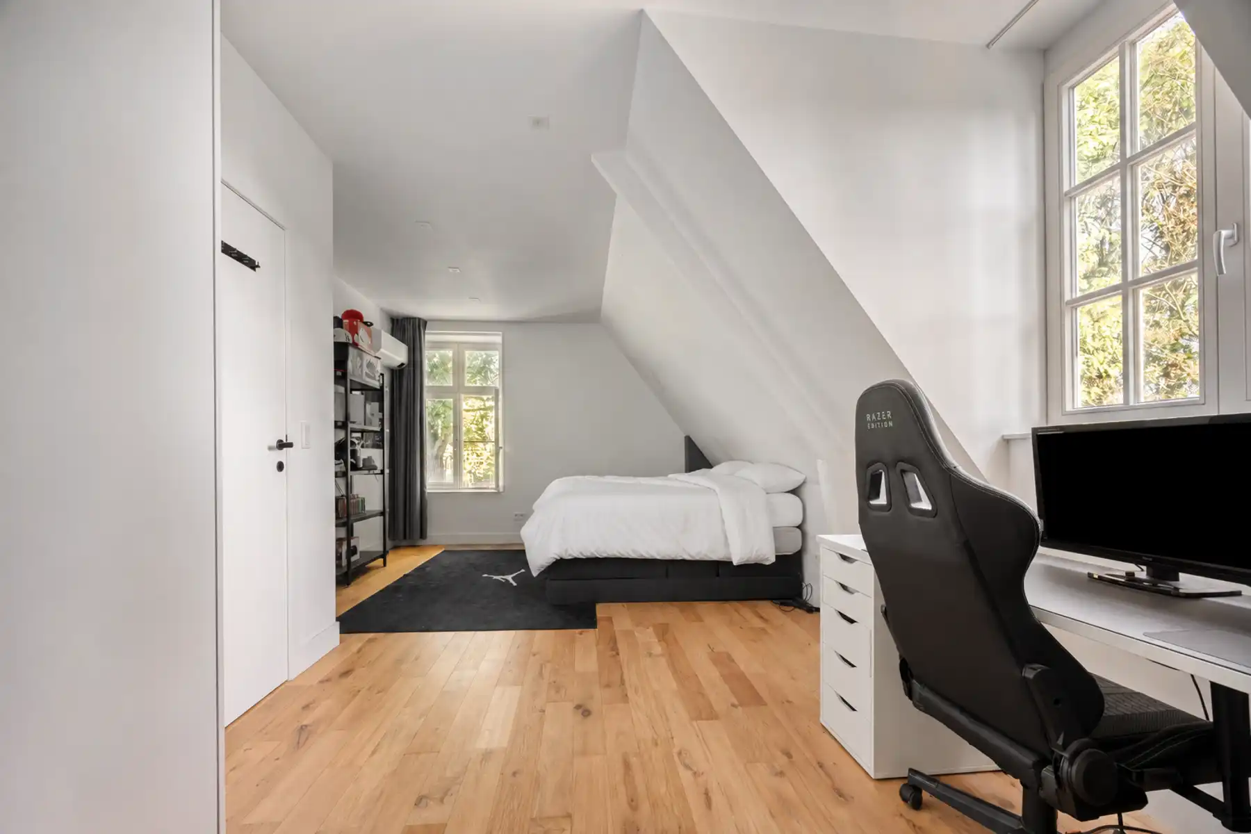 Karaktervol landhuis op een groen domein van ca. 3 ha foto 19
