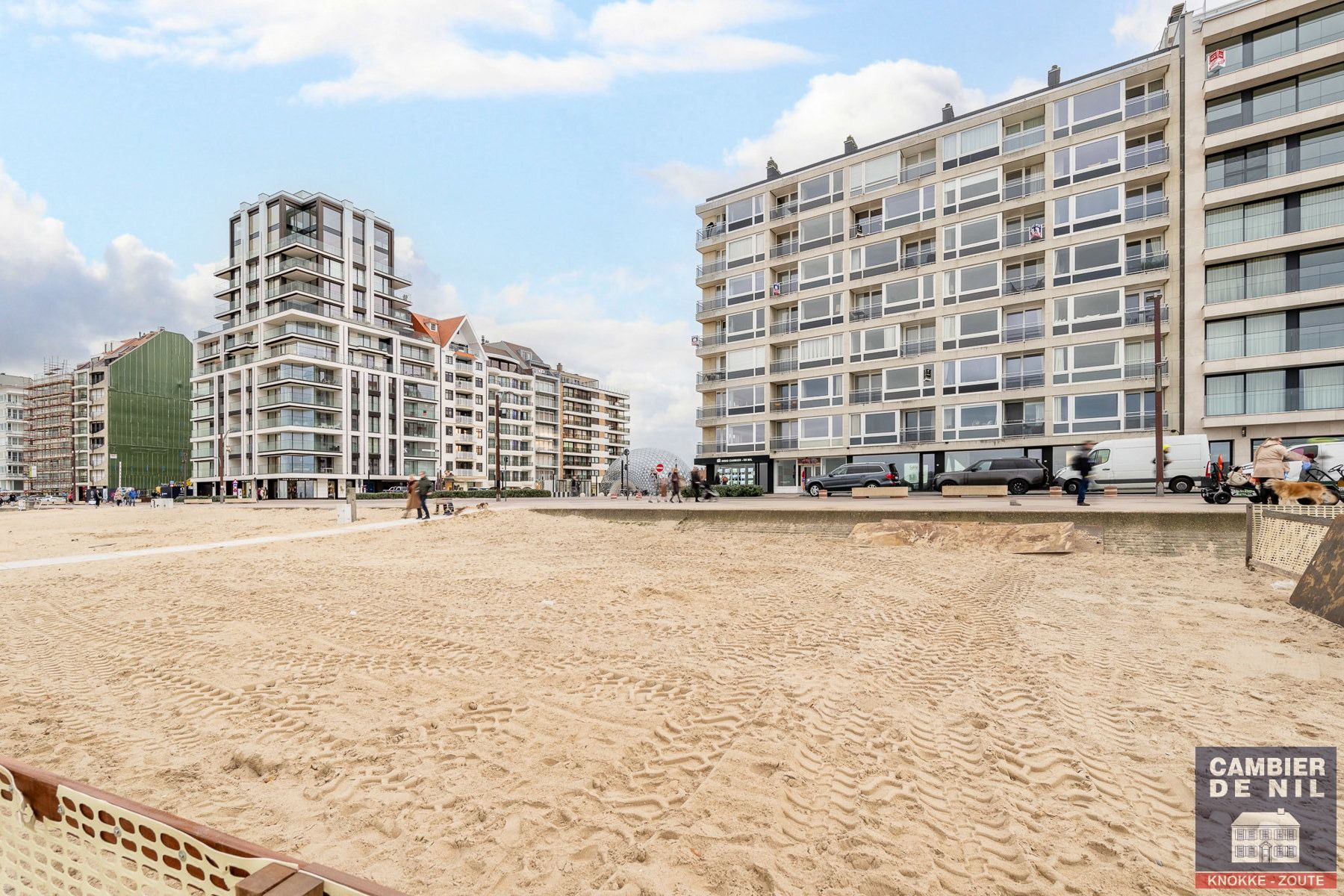 Lichtrijk, ongemeubeld, 3-slaapkamerappartement met frontaal zeezicht aan Albertplein – Hartje Zoute foto 29