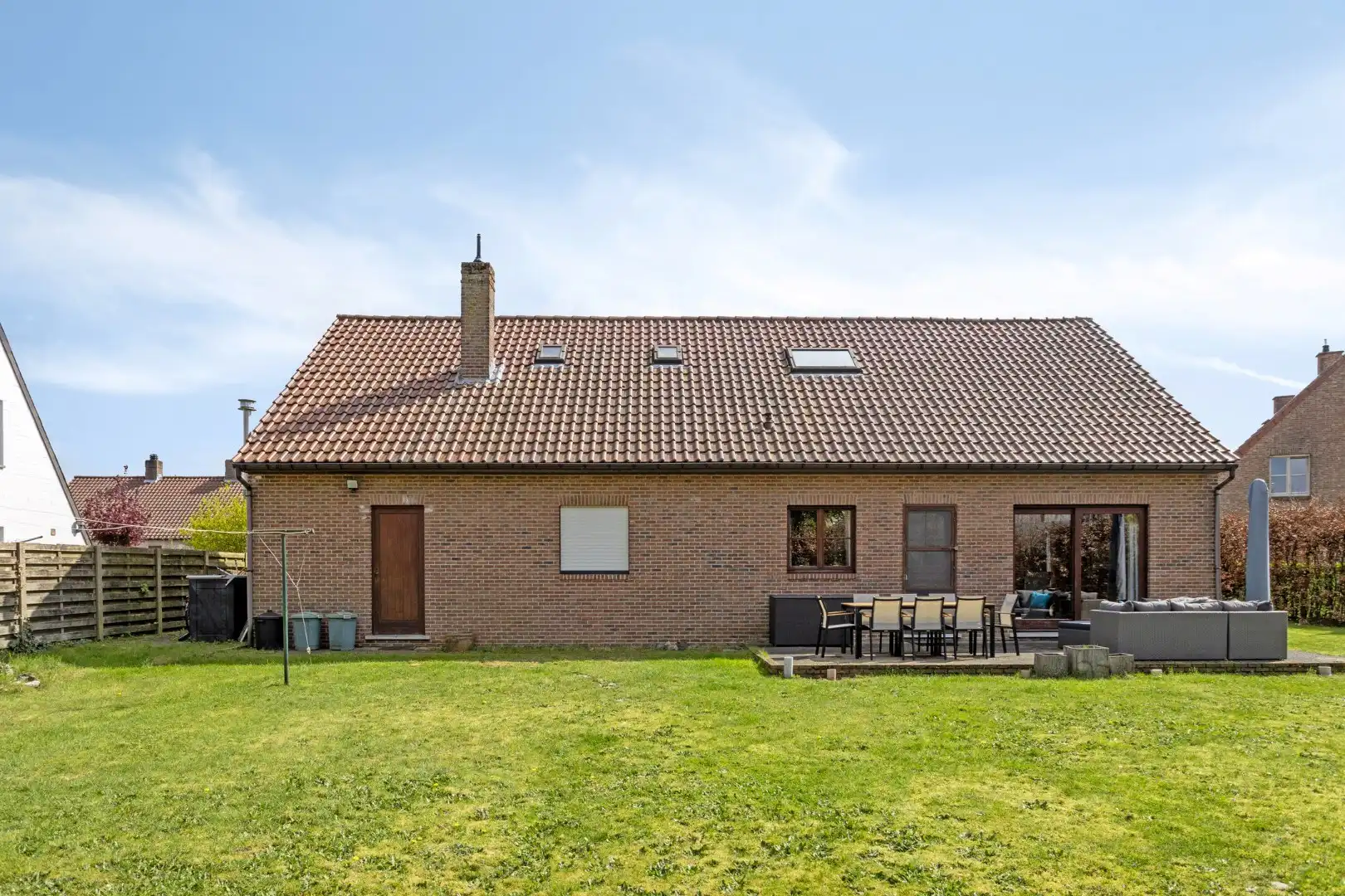 Onderkelderde woning met 4 slpks op 899 m² in een doodlopende straat te OLV Olen ! foto 32