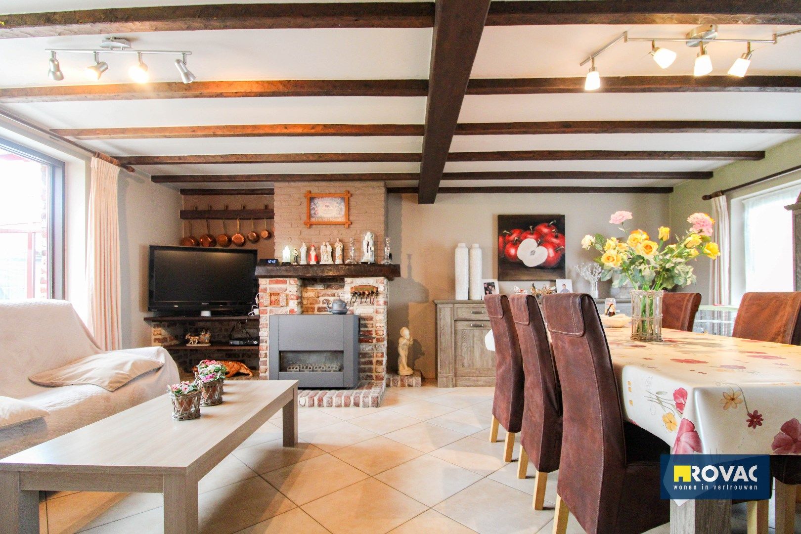 TOPPER! Landelijk gelegen woning met garage op 1684 m² foto 11