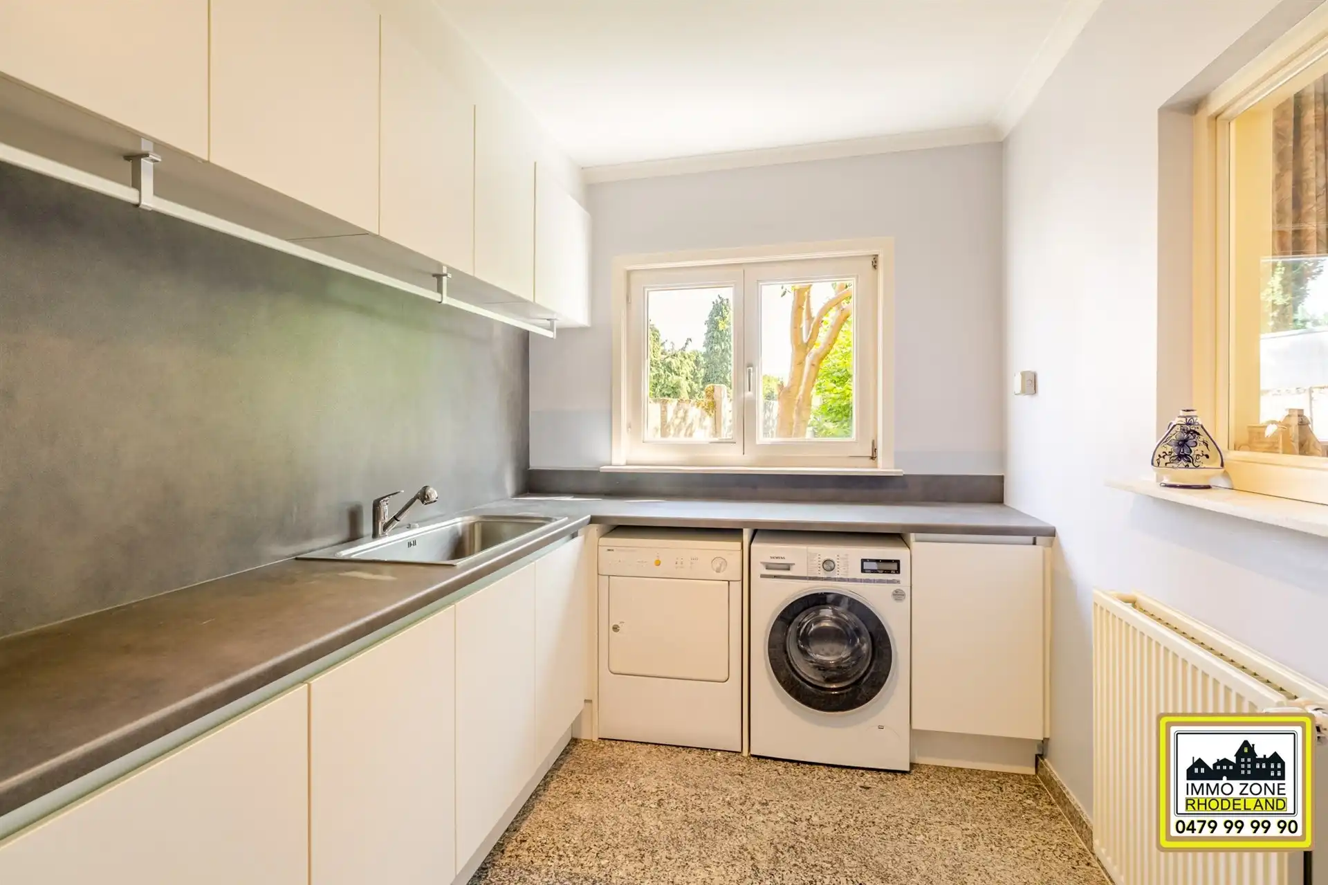 Statige burgerwoning met privaat tuindomein foto 13