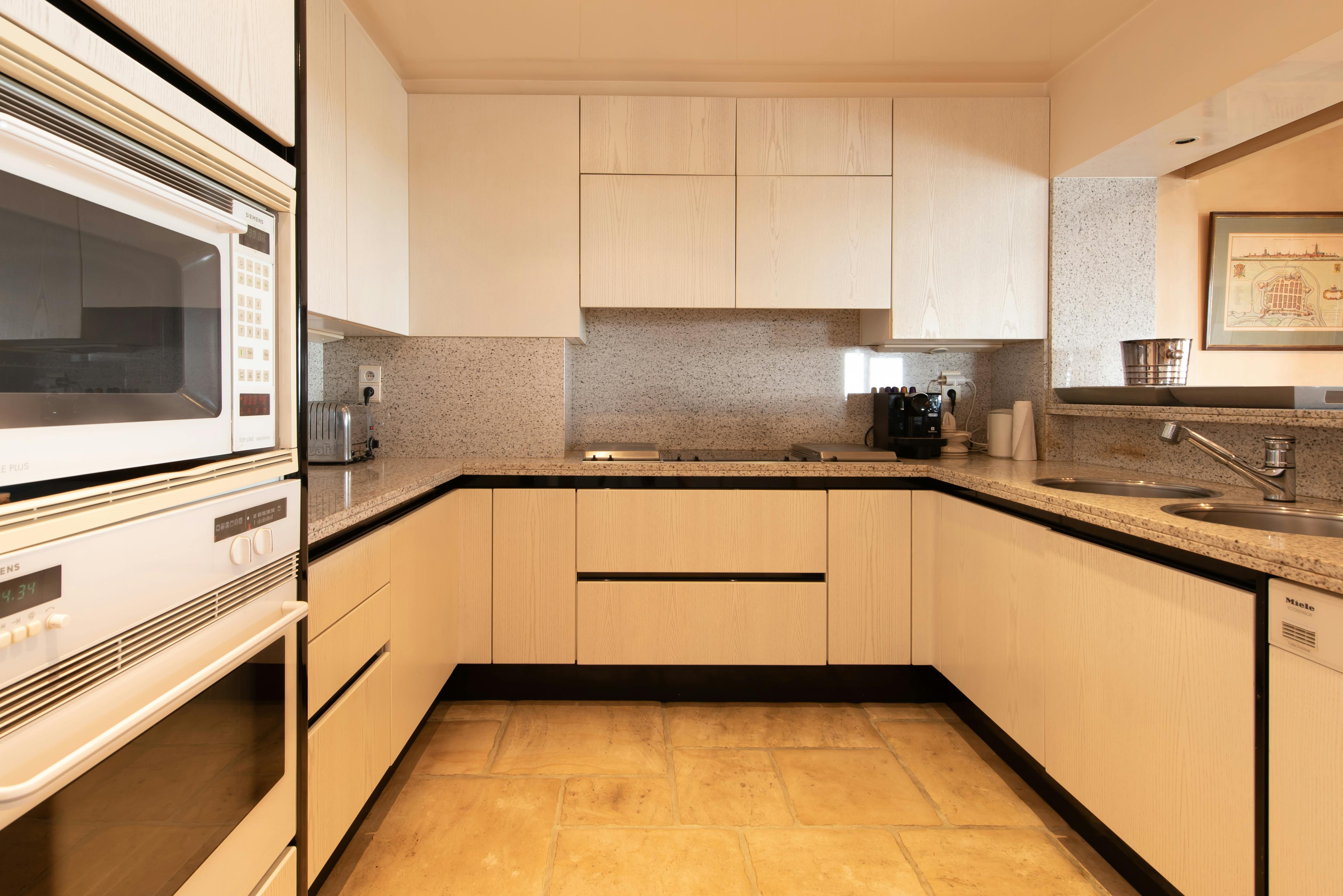 Exclusief appartement met prachtig zicht op de Havengeul en de zee! foto 9