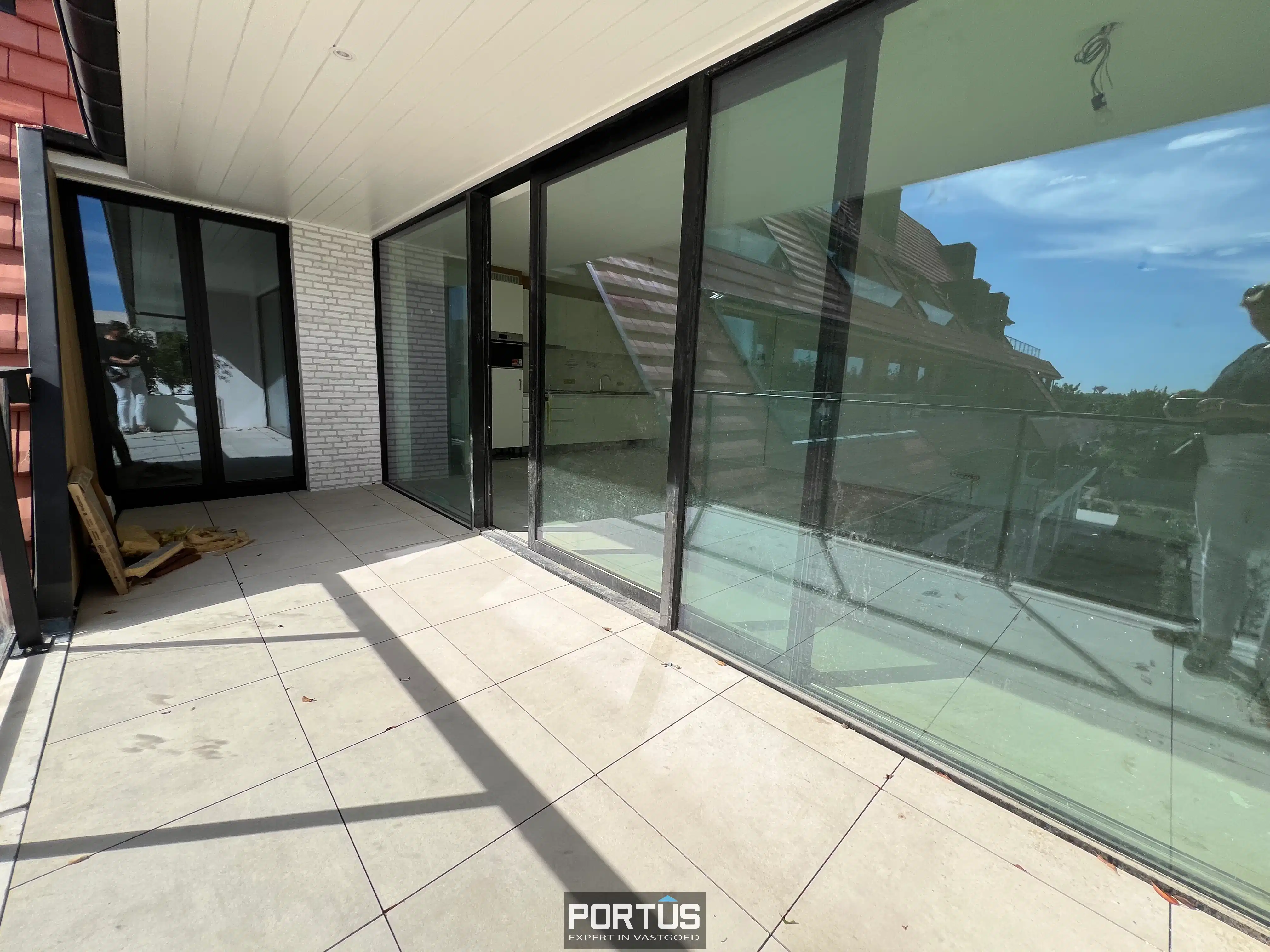 Instapklaar nieuwbouwappartement te koop met 1 slaapkamer in Residentie Portanic te Nieuwpoort foto 2