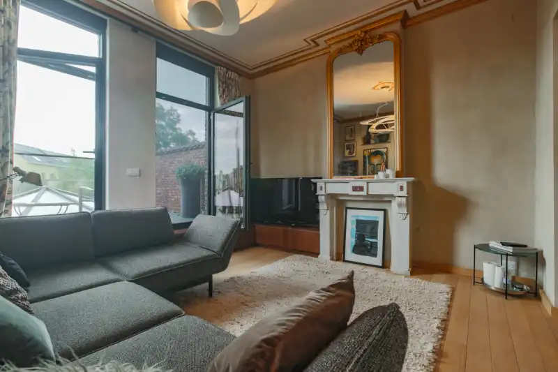 Unieke, instapklare  burgerwoning met 3 slaapkamers, aparte duplex- studio (co- housing, student...), Italiaanse tuin...(Energielabel B,  zonnepanelen...) foto 12